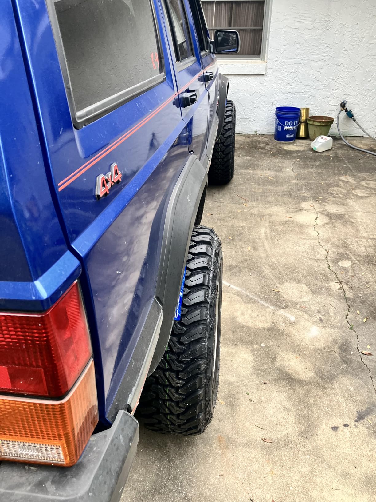 Set of 4 Accelera M/T-01 235/75R15 104/101Q Load Range C 6-Ply Mud Truck Tires customer photo 2