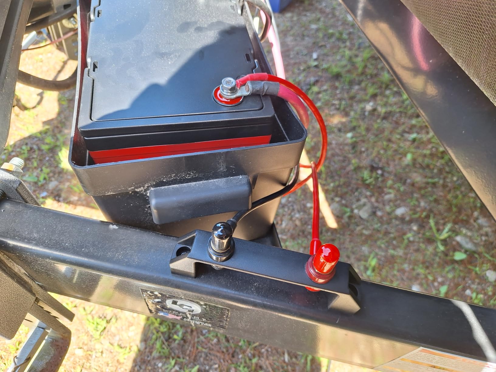 Battery Jump Post Kit, Waterproof Remote Battery Jumper Terminals W/Cable & Mounting Bracket, Heavy Duty Battery Charging Posts for UTV ATV Truck Trailer, Fit for Can Am X3 Polaris RZR 2 or 4 Seats customer photo 1
