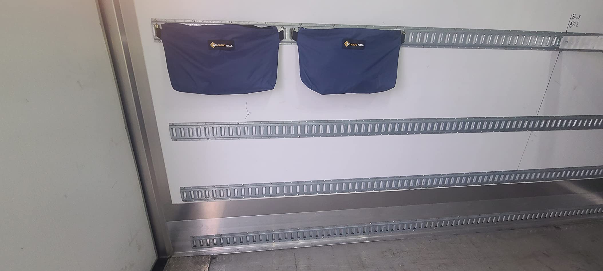 DC Cargo Mall E-Track Storage Bag for Trailers - Heavy-Duty 14 in x 24 in Canvas Zippered E-Track Bag - Weight Capacity 50 lb. - E-Track Accessories customer photo 1