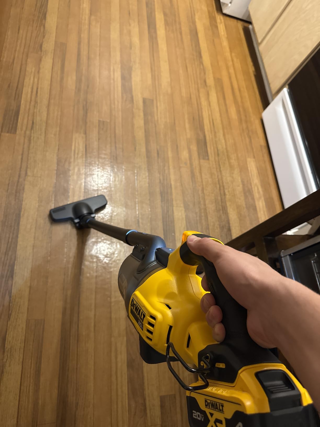 DEWALT 20V Handheld Vacuum Cordless, Car Vacuum with HEPA Filter, 6 Attachments and LED Light, High Performance Dry Only Small Shop Vac, Battery Not Included (DCV501HB) customer photo 1