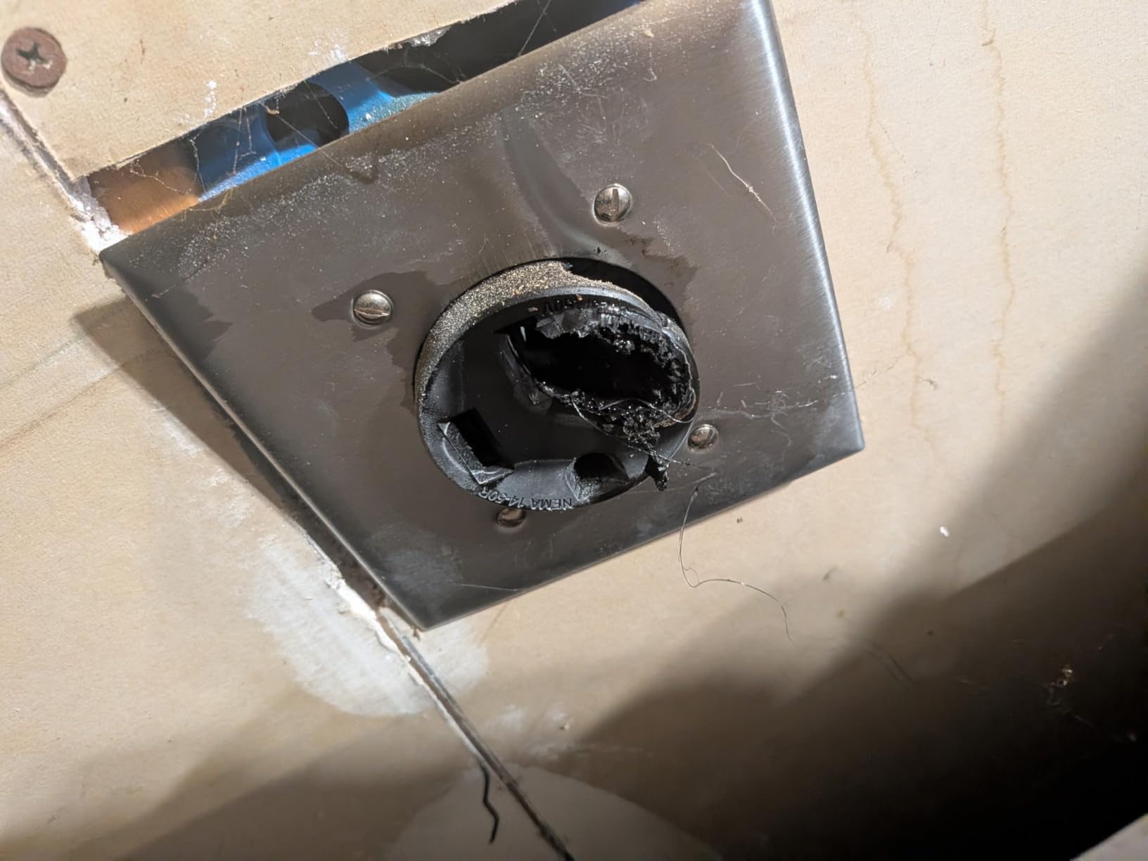 EMPORIA Level 2 EV Charger - NEMA 14-50 EVSE w/ J1772 Connector - 48 amp EV Charger Level 2, 240v WiFi Enabled Electric Vehicle Charging Station, 25ft Cable, White customer photo 1