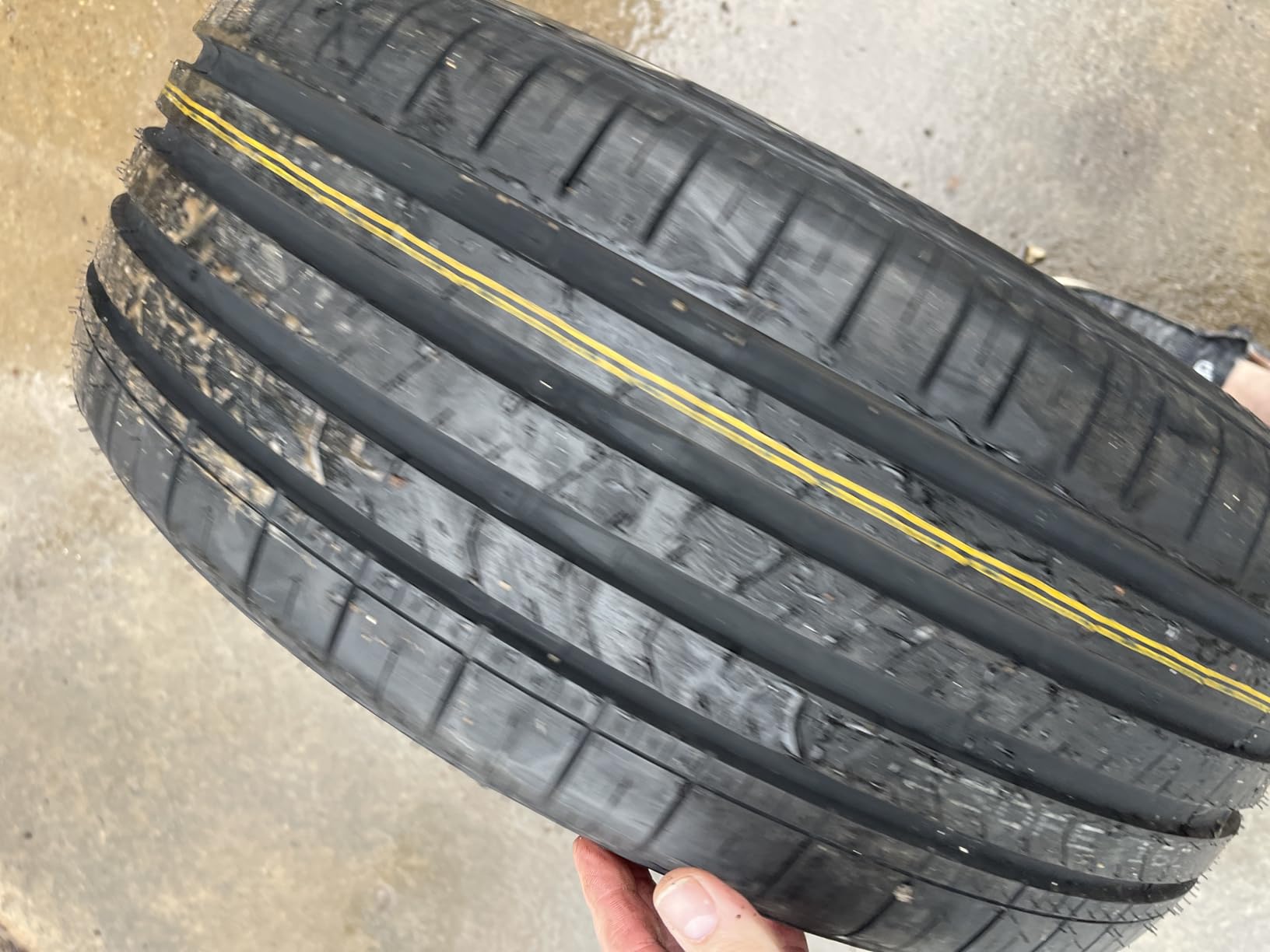 Armstrong Blu-Trac HP All-Season Passenger Car High Performance Radial Tire-235/45R18 98W Load Range XL 4-Ply BSW Black Side Wall UTQG 340AA customer photo 1