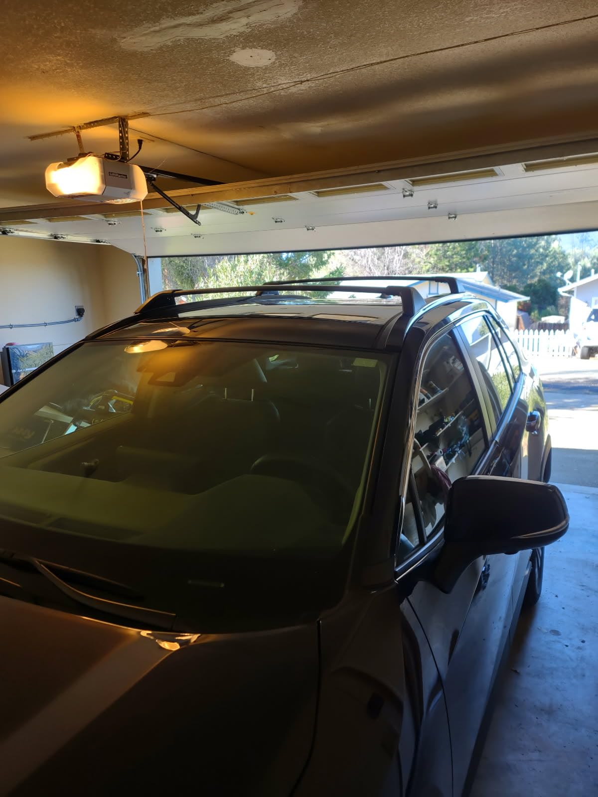 KINGGERI Lockable 260lbs Roof Racks Cross Bars Fit for Toyota RAV4 2019-2025 Accessories, Aluminum Heavy Duty Crossbar Anti-Theft Metal (Not for Adventure/TRD Off-Road/Hybrid Woodland Edition/22-25LE) customer photo 2