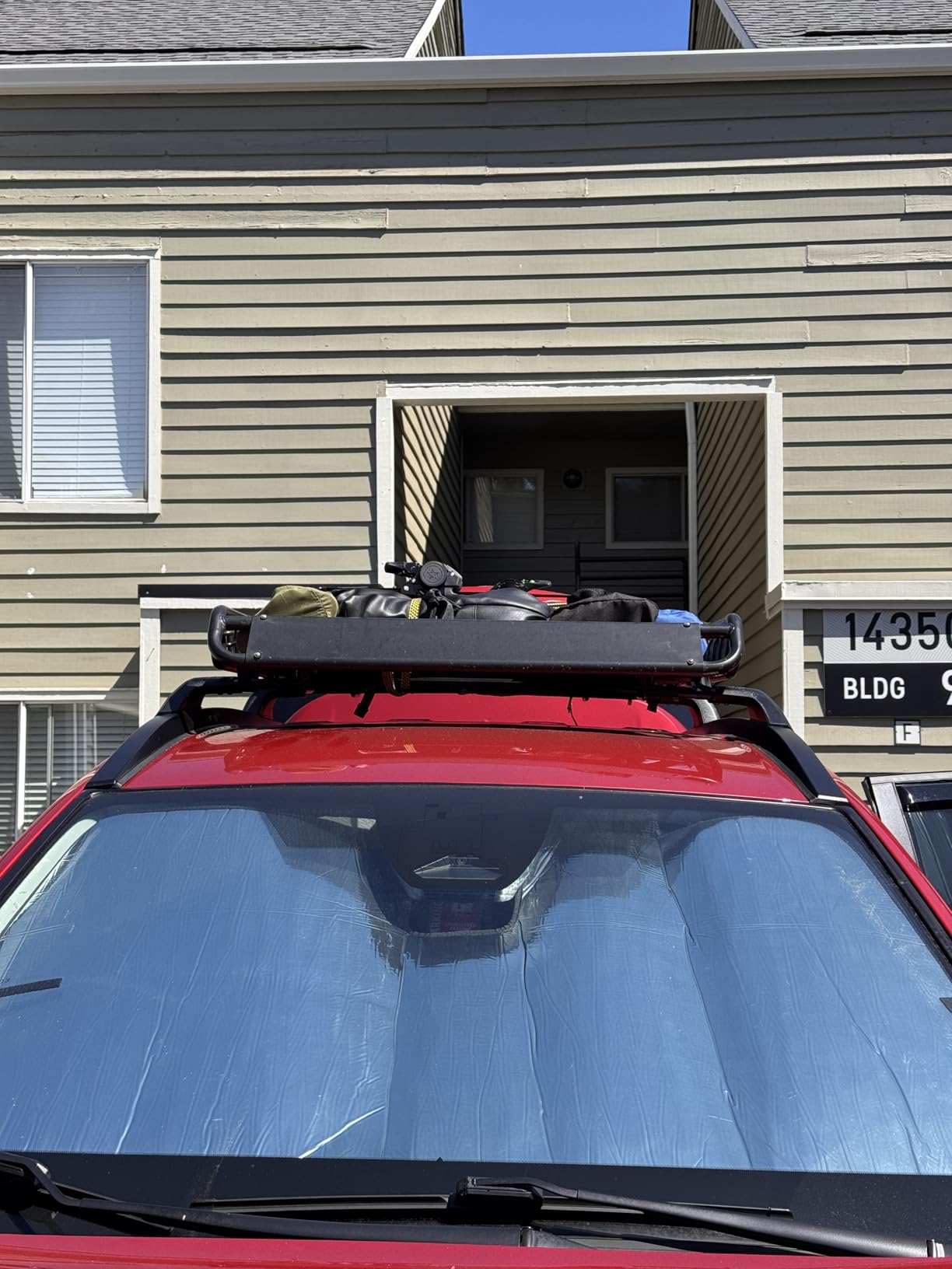 KINGGERI Lockable 260lbs Cross Bars Roof Racks Fit for Toyota Highlander 2020-2026 XLE Limited Platinum Hybrid, Heavy Duty Aluminum Metal Crossbar Luggage SUV Accessories(NOT for L/LE/LE Hybrid customer photo 2