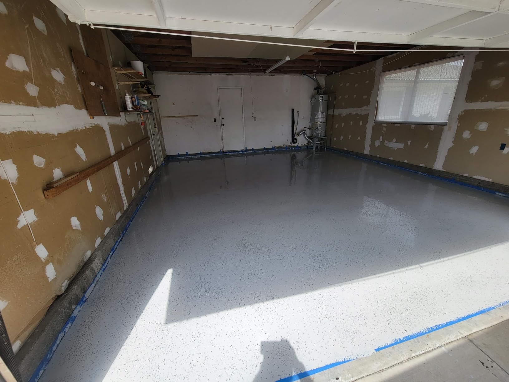 ArmorPoxy Garage Epoxy Floor Kit - 100% Solids - 2 Part Industrial-Grade Coating w/UltraGlaze Topcoat | DIY Slip & Hot Tire Resistant |300 Sq Ft - Medium Gray - 17 pc kit customer photo 2