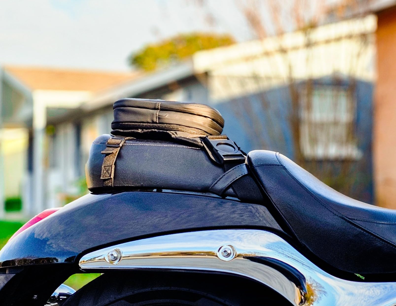 ROCKBROS Drop Leg Bag 3 IN 1 Motorcycle Waist Pack Thigh Bag Magnetic Motorcycle Tank Bag Muti-functions Leg Pouch for Men Women Cycling Hiking Running Camping Travel 10L Black customer photo 2