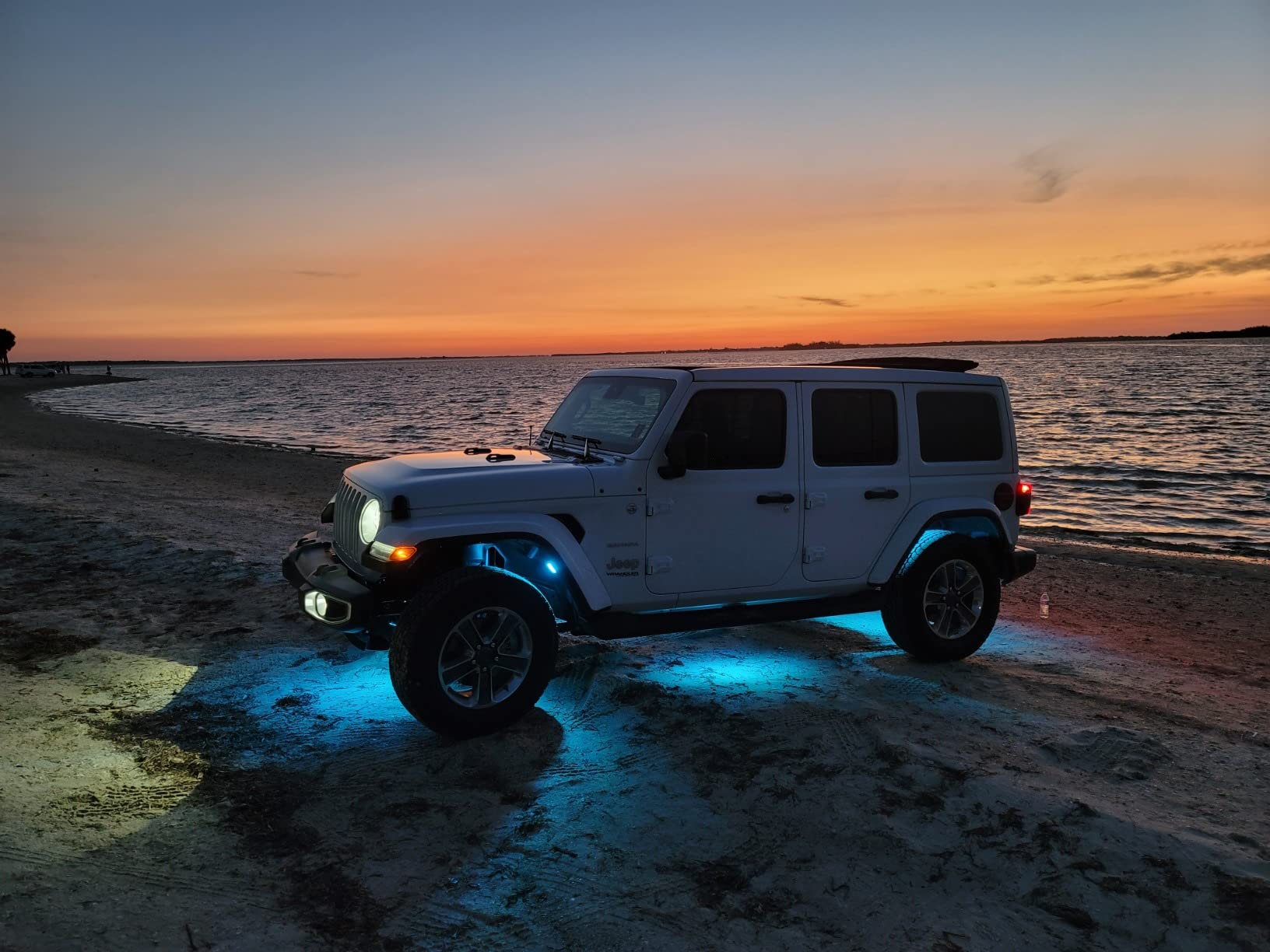 MICTUNING C2 Curved RGBW LED Rock Lights - 12 Pods Underglow Multicolor Neon Light with Wiring Switch Kit, Bluetooth Controller with APP Control customer photo 2