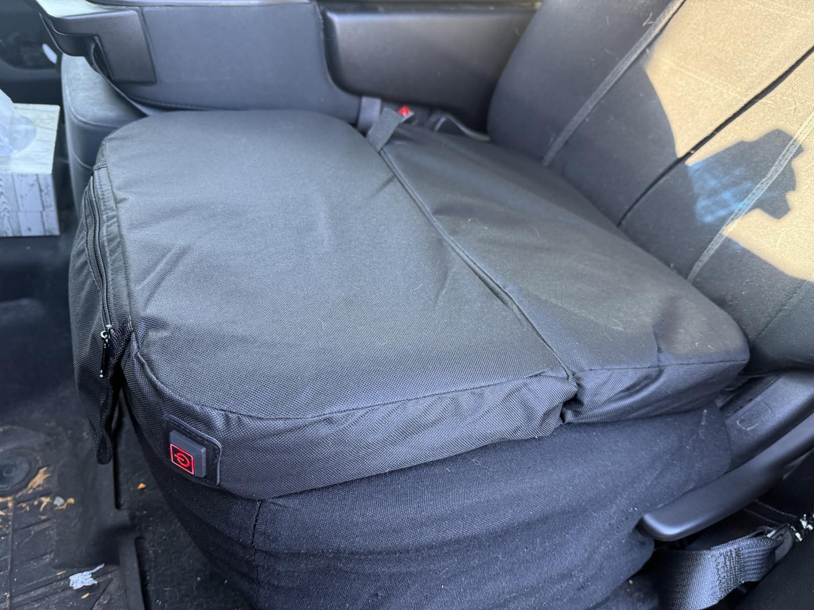 Extra Wide Heated Seat Cushion with 10000 mAh Mobile Bank Pack, Foldable Heated Stadium Seats for Bleacher, Portable Heating Pad Stadium Seat Cushion, USB Heating Seat Pad for Stadium Camping customer photo 1