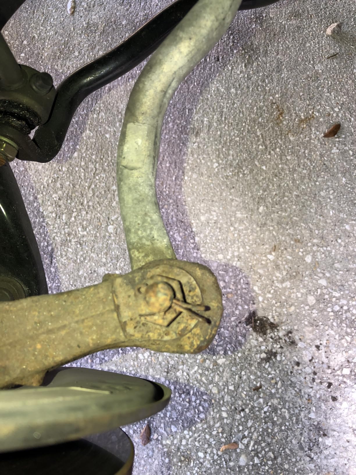 CRAFTSMAN V20 RP Impact Wrench, Cordless, Brushless, High Torque, 1/2 Inch, 4Ah Battery and Charger Included customer photo 1