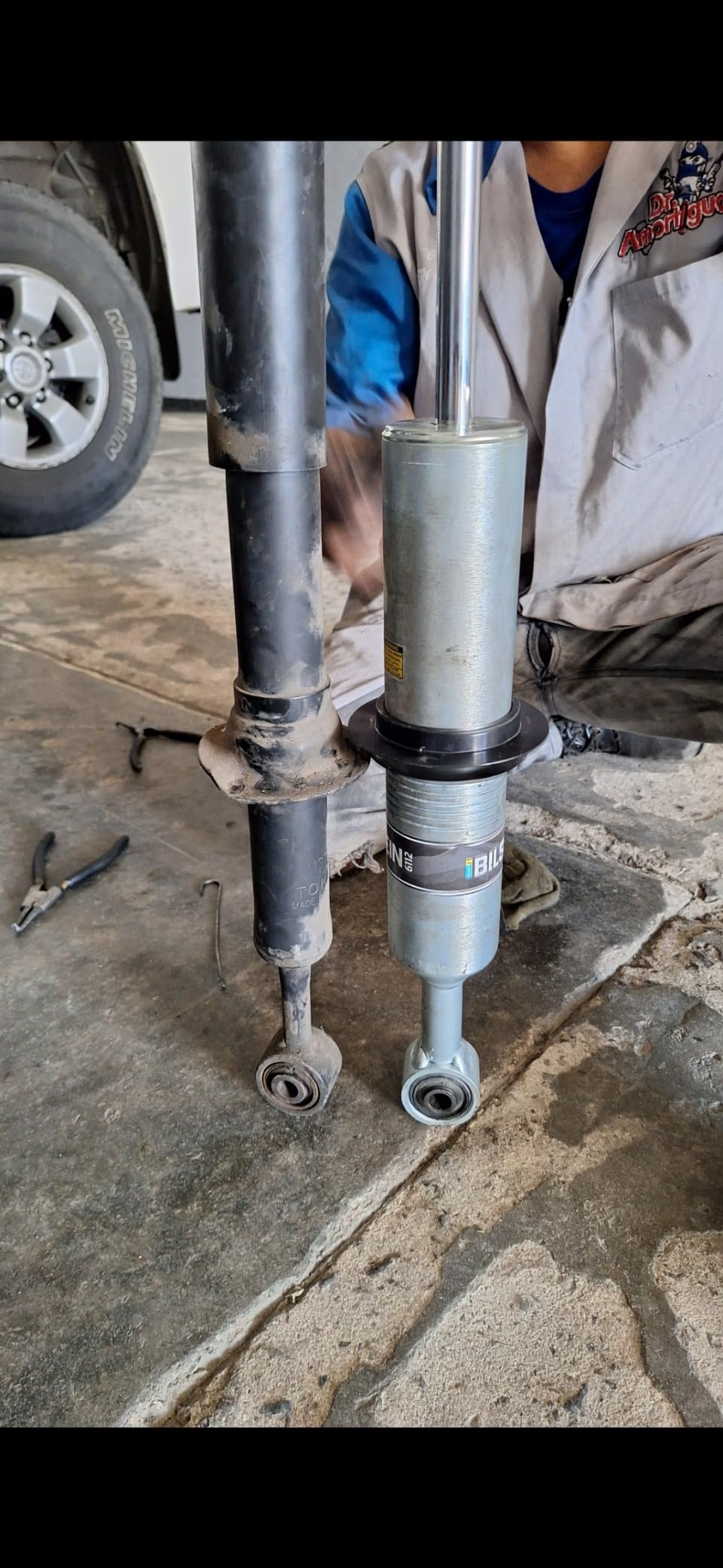 Bilstein 03-09 Lexus GX470 / 05-21 Toyota Tacoma B8 6112 Front Suspension Lift Kit (47-309975) customer photo 1