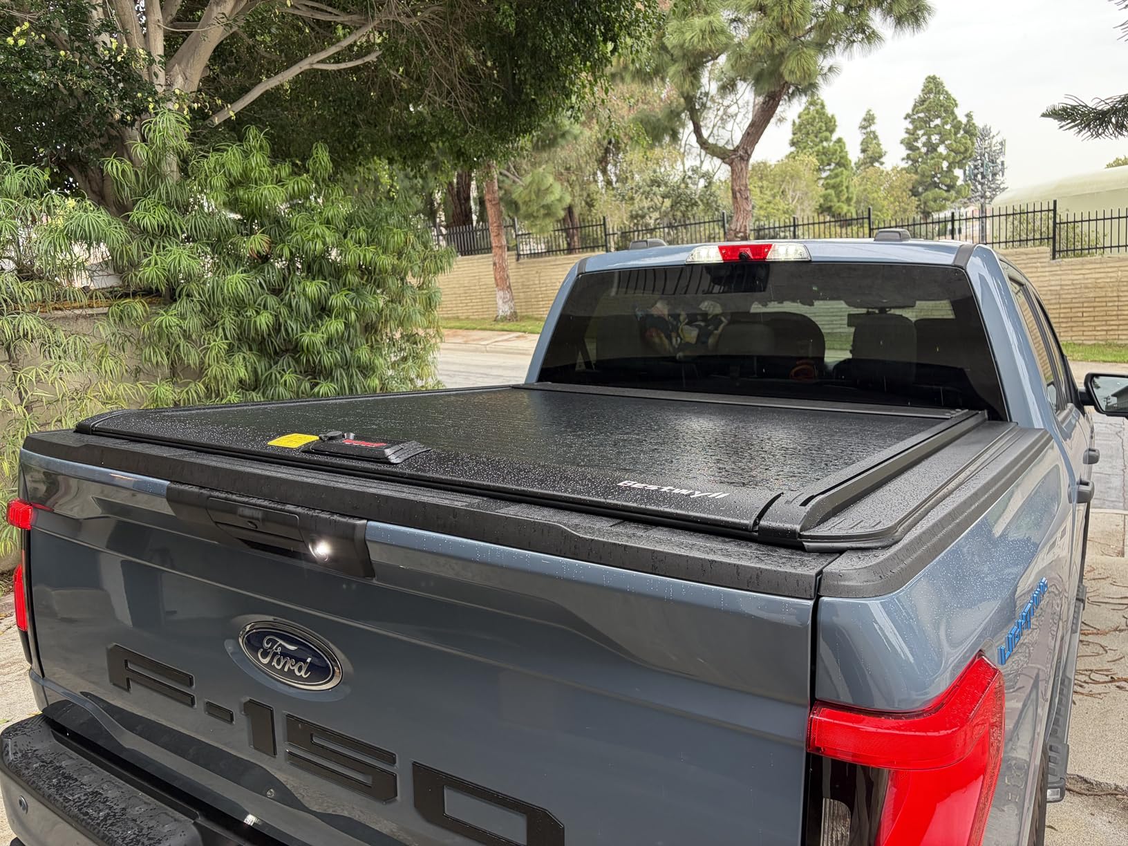 Retractable Hard Tonneau Cover - Fits 2015-2026 Ford F-150 5.5 Ft (66 inch) Truck Bed (incl. Raptor/Lightning) - with Mechanical Lock & T-Slot Matte Black Aluminum Waterproof Accessories |K22c| customer photo 2
