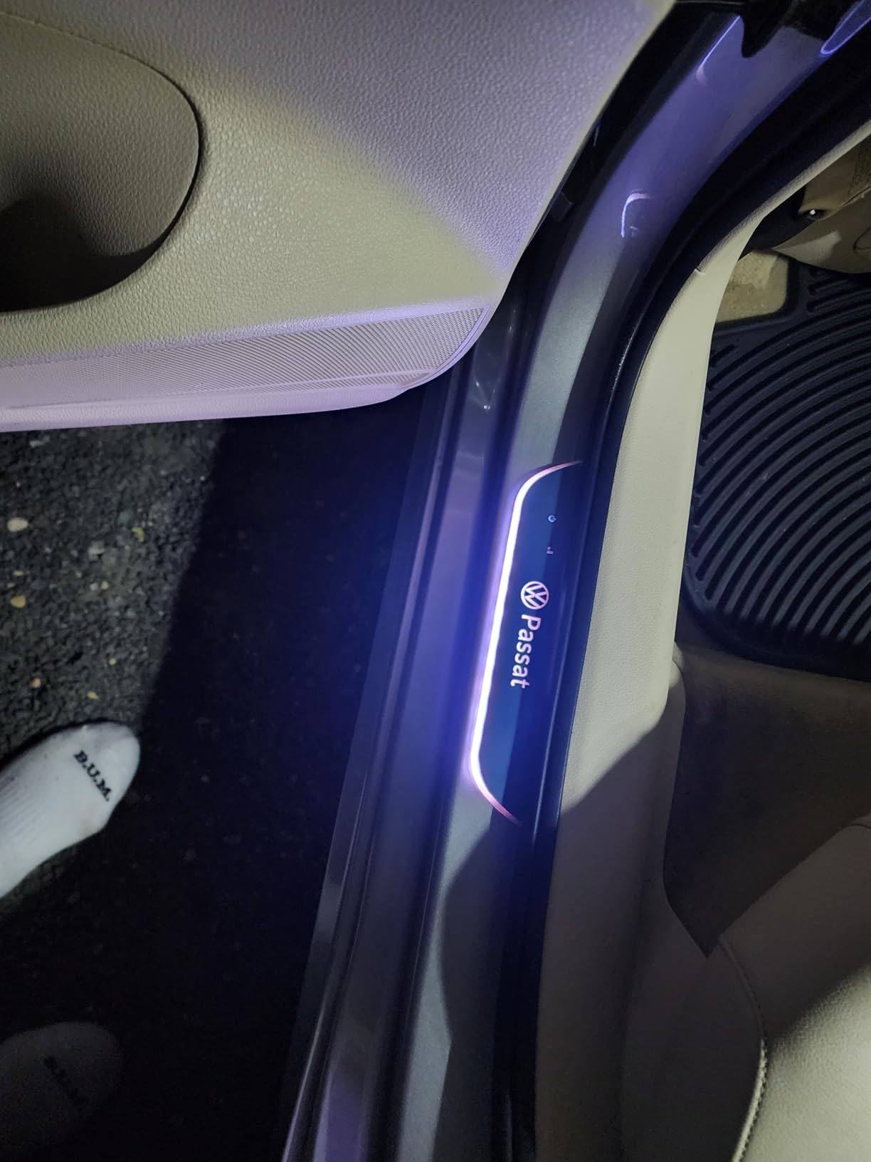 Car Front Door Sill LED Lights, Customized Logo or Text, Wireless Welcome Courtesy Lights, Auto-Sensing, Waterproof, Birthdays Gifts for Men Women, 2Pcs Car LED Lights customer photo 2