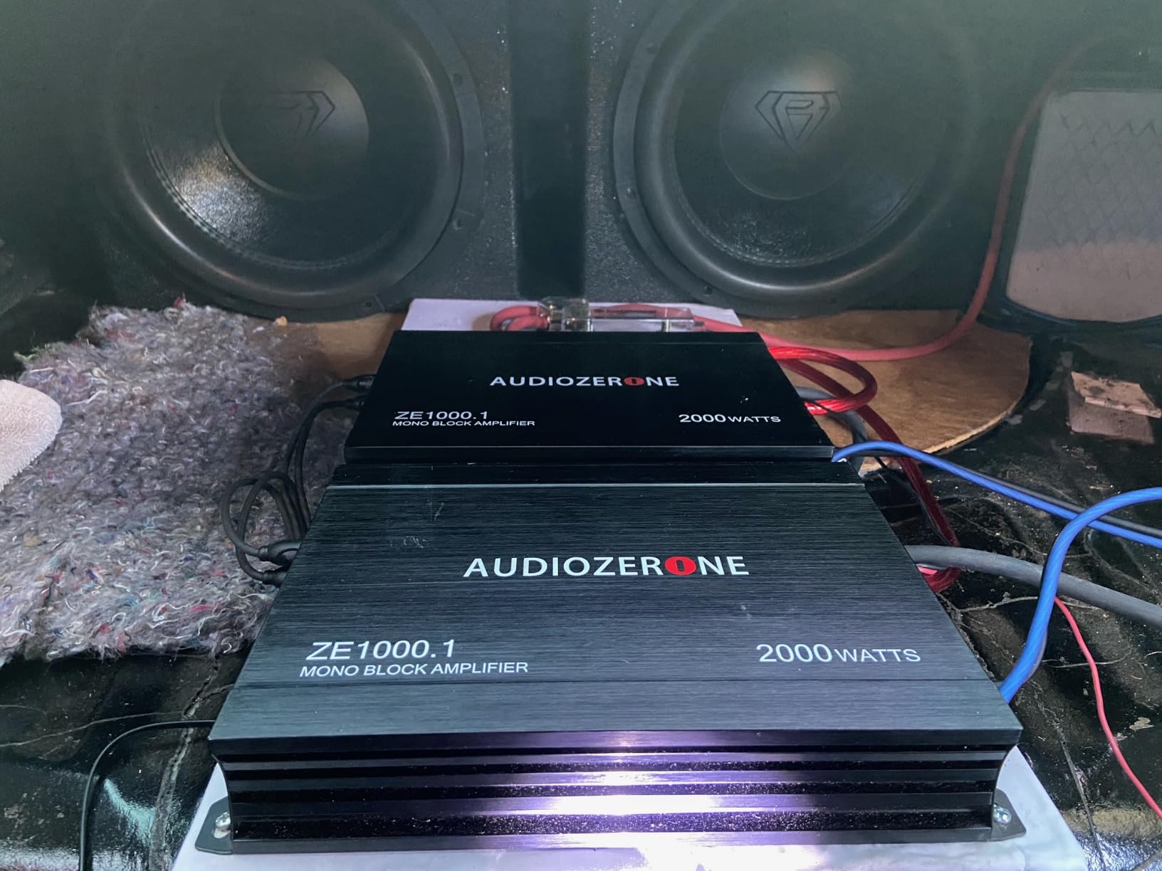 Car Audio Amplifier ZE1000.1 2000W Monoblock Class D MOSFET Subwoofer Audio, 1-4 Ohm Stable, Low Pass Crossover, Mosfet Power Supply, Stereo customer photo 2