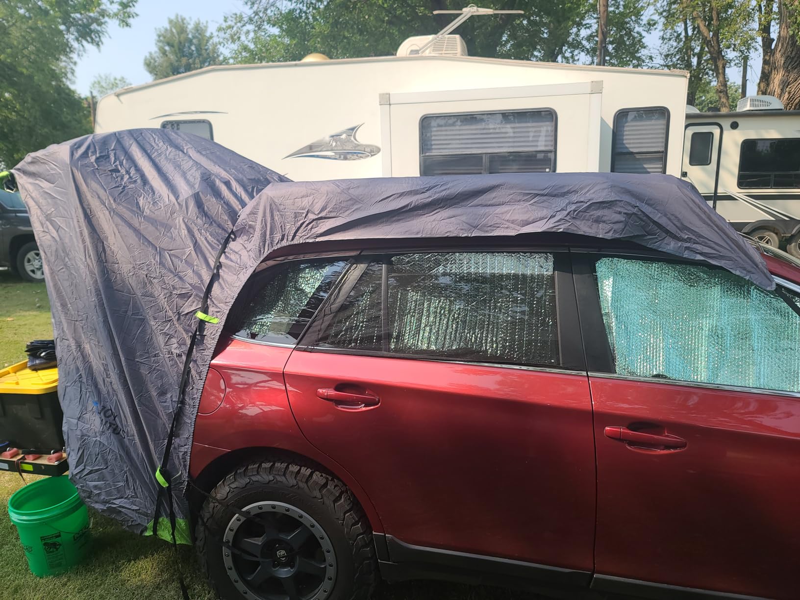 JOYTUTUS SUV Tailgate Tent with Awning Shade, Car Roof Canopy and Poles, Water Resistant Camping Tent, Outdoor Travel Preferred, Universal Fit Most SUV- Green customer photo 2