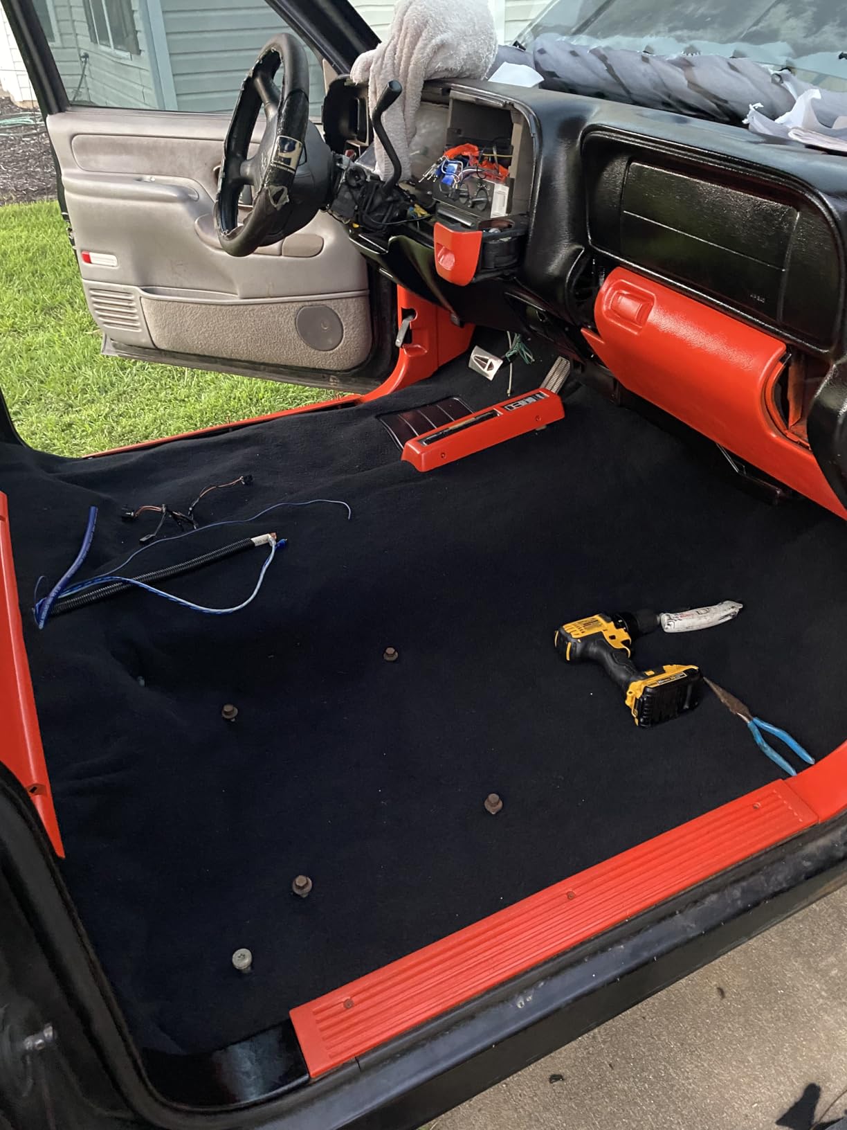 Auto Custom Carpets Part Compatible with 1988-1999 Chevrolet C1500 Truck Standard Cab - Black Cutpile Replacement Carpet with Heelpad customer photo 1