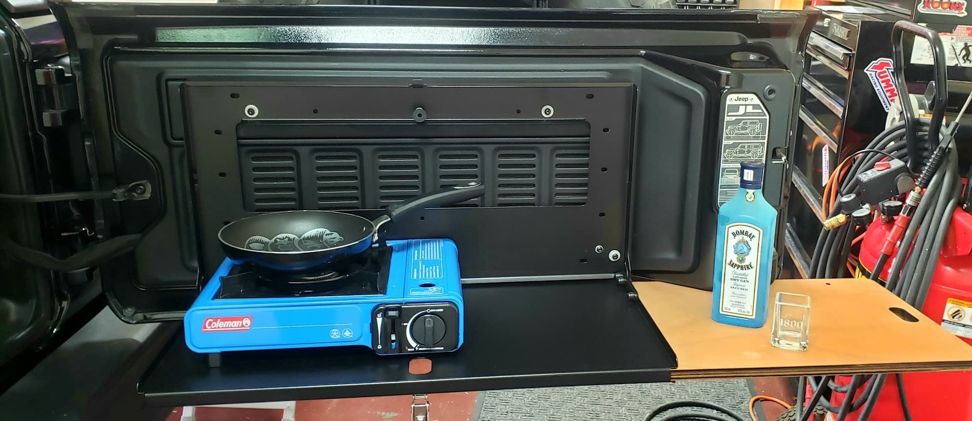 Front Runner Drop Down Tailgate Table customer photo 2