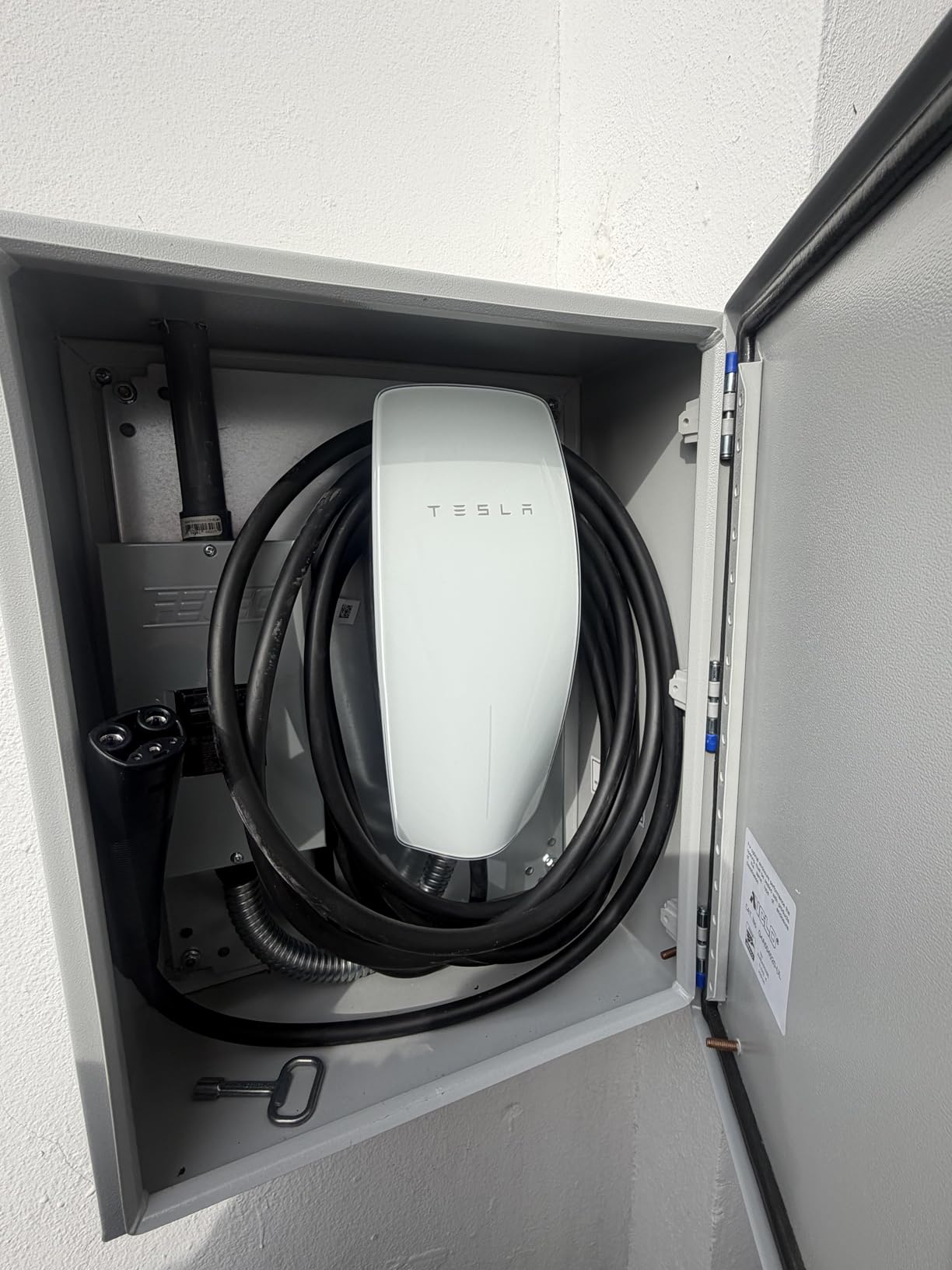 Tesla Wall Connector - Electric Vehicle (EV) Charger - Level 2 - up to 48A with 24' Cable customer photo 2