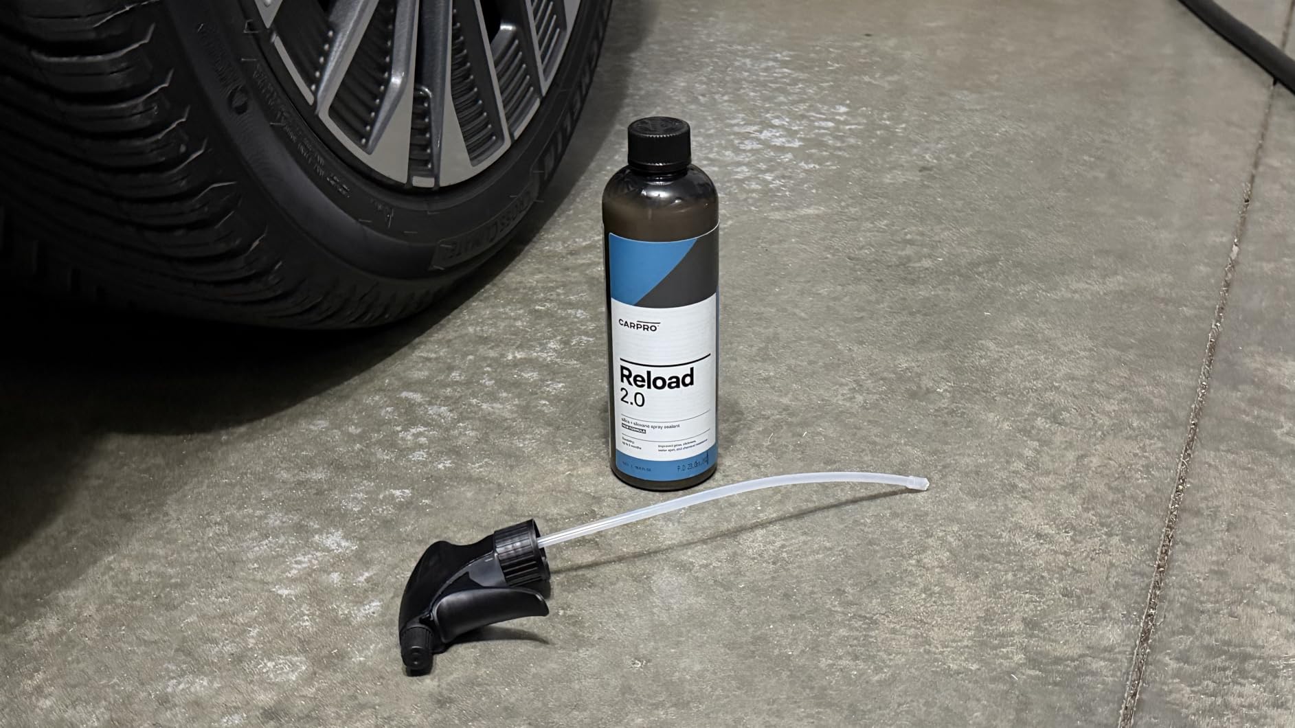 CARPRO Reload 2.0 Spray Sealant, Silica + Siloxane Ceramic Spray for Ceramic Coating, Super Hydrophobic, Self-Cleaning: Improved Gloss, Slickness, Water Spot & Chemical Resistance - 500mL (17oz) customer photo 1