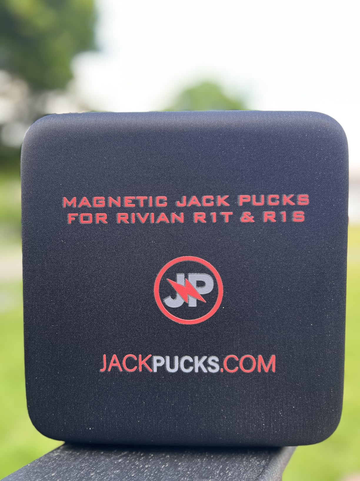 Magnetic Jack Puck Adapter Kit for Rivian R1T & R1S w/Zippered Case - (Red) customer photo 1