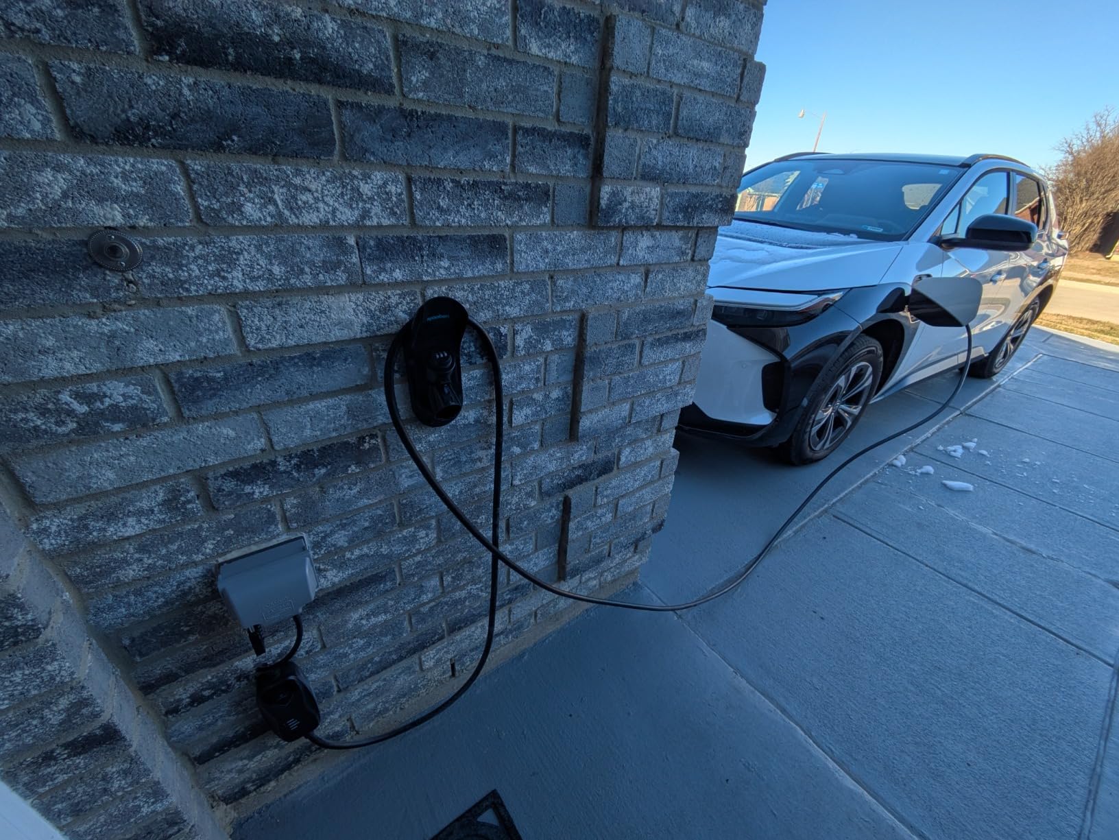 Lectron Level 2 EV Charger - ETL Certified, 240V, 40 Amp, NEMA 14-50 Plug, 16 ft Extension Cord & J1772 Cable- Portable Electric Car Charger for J1772 EVs and Plug-in Hybrid Vehicles customer photo 1