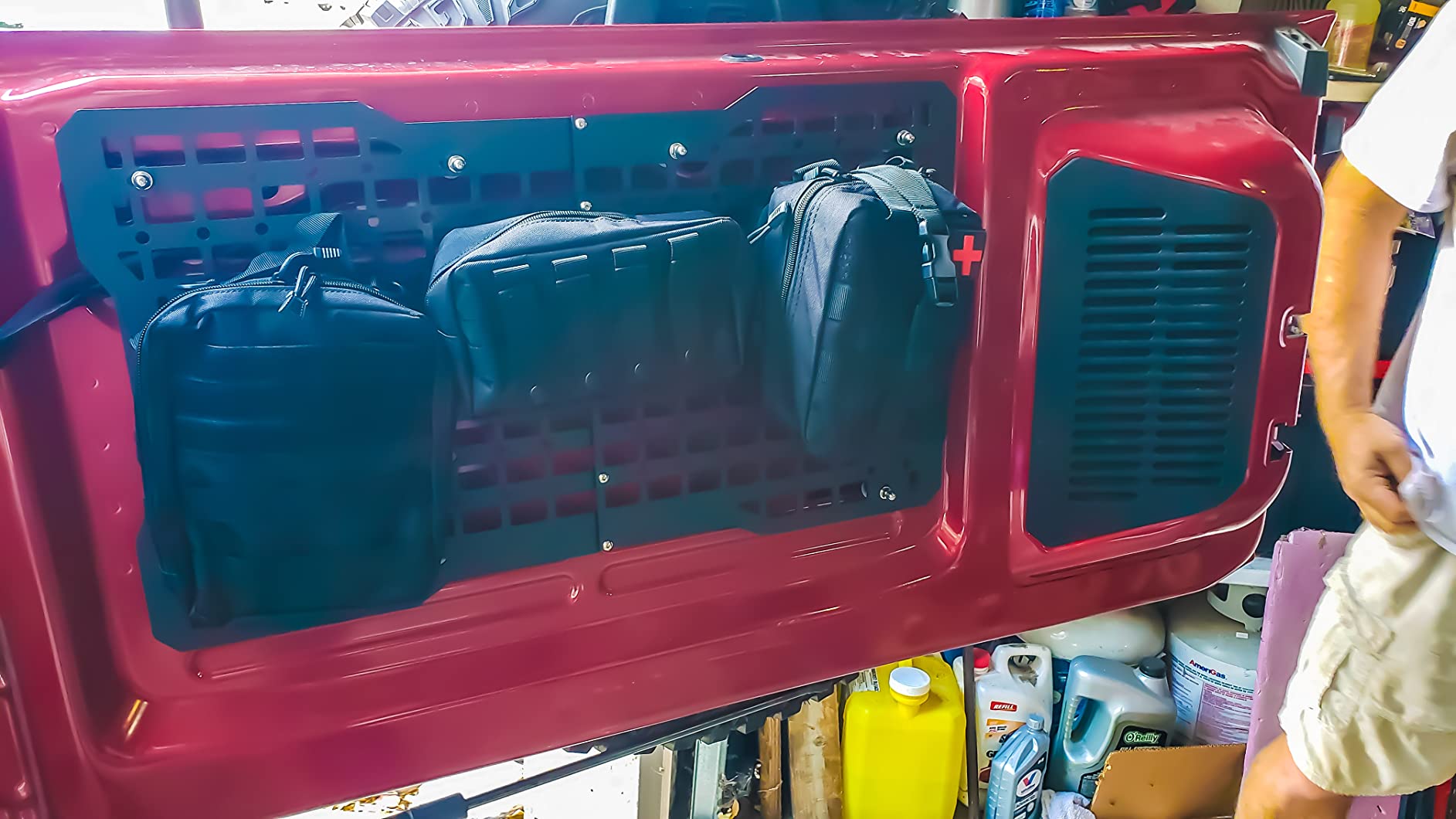 MAIKER OFF ROAD Tailgate Storage Panel Tailgate Molle Panel Steel Cargo Shelf Storage Luggage Holder Carrier with 3 Storage Bags for Ford Bronco Accessories 2021 2022 2023 2/4 Doors customer photo 2