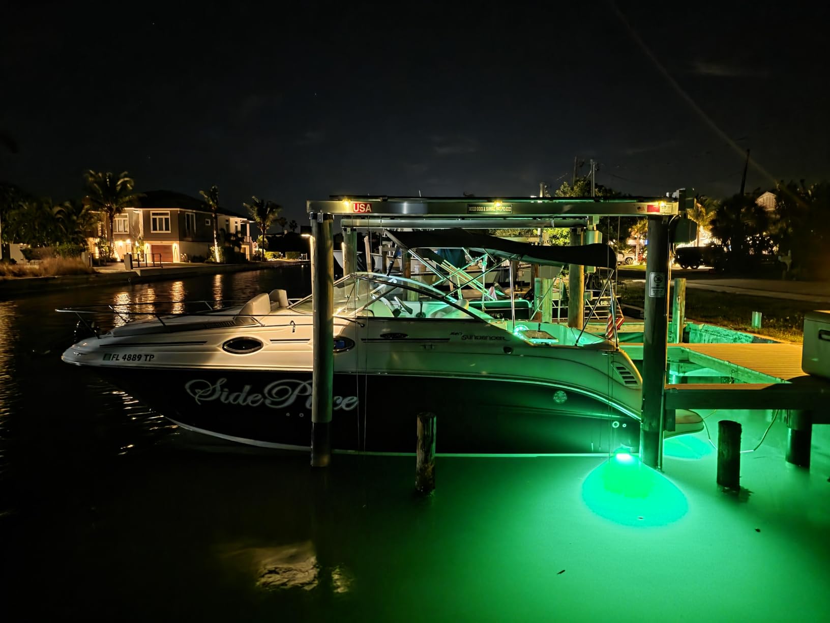 UCINNOVATE 2X 6.9inch Marine LED Boat Light, 3000LM 84LED Waterproof Transom Lights, Underwater Light for Yachts, Boats, Sailboat, Pontoon, Transom, Boat Deck Light Stern Lights (Blue, 12-36V, IP68) customer photo 1