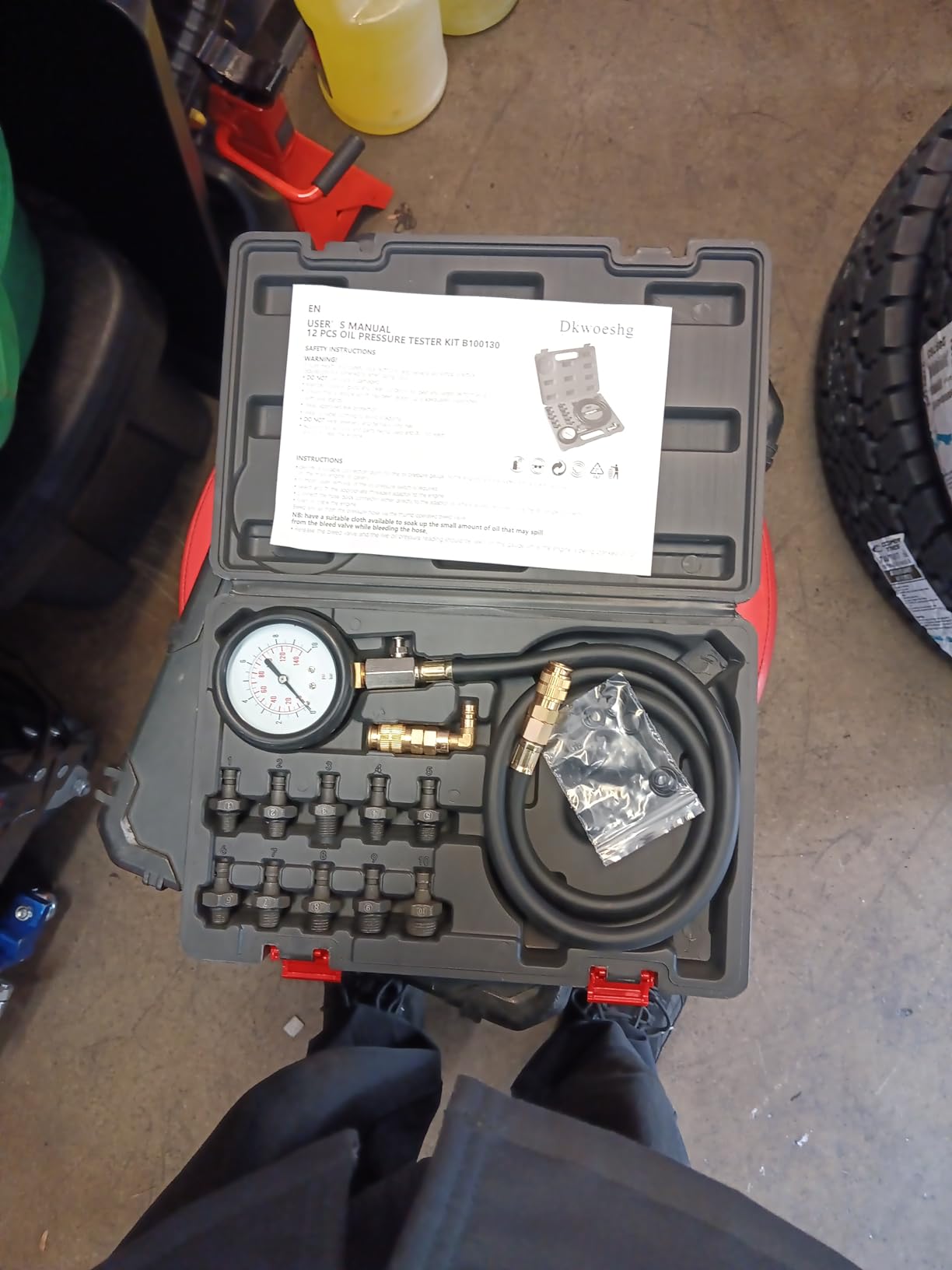 Oil Pressure Tester Kit 0-140 PSI, Professional Engine Oil Pressure Gauge Diagnostic Tool for Cars, Trucks, ATVs, Motorcycles - Universal Fit, Accurate Measurement customer photo 1