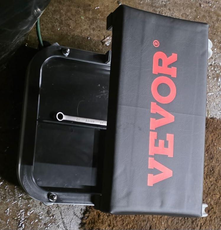 VEVOR Rolling Creeper Garage/Shop Seat, 250 LBS Capacity Padded Rolling Workshop Stool with Tool Tray Storage, Mechanic Stool for Garage, Shop, Auto Repair, Black customer photo 1