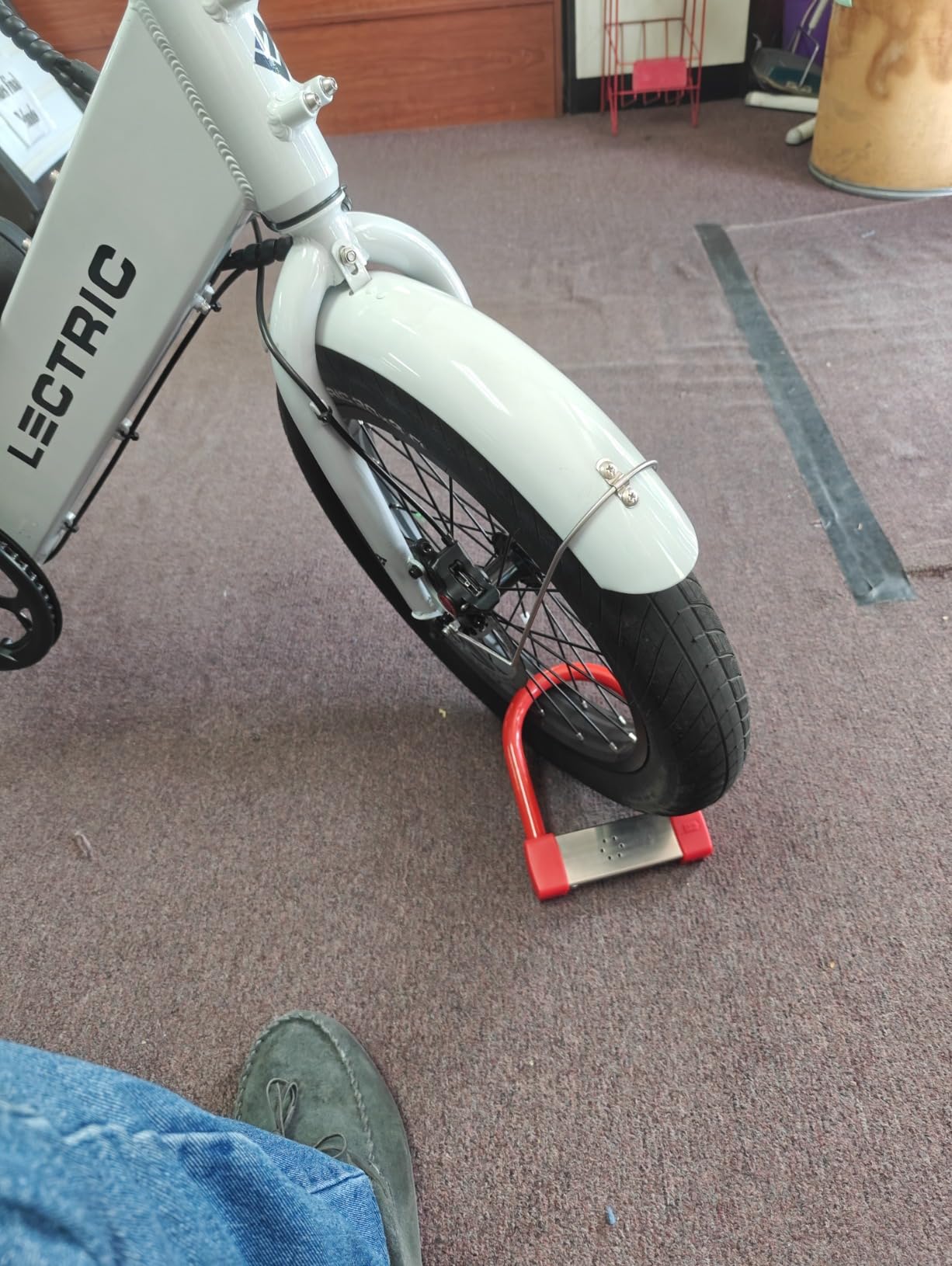 Heavy Duty Anti Theft Alarm U Lock for E-Bikes, Scooters, Motorcycles - 16mm Stainless Steel, 3 Keys, Weatherproof customer photo 2