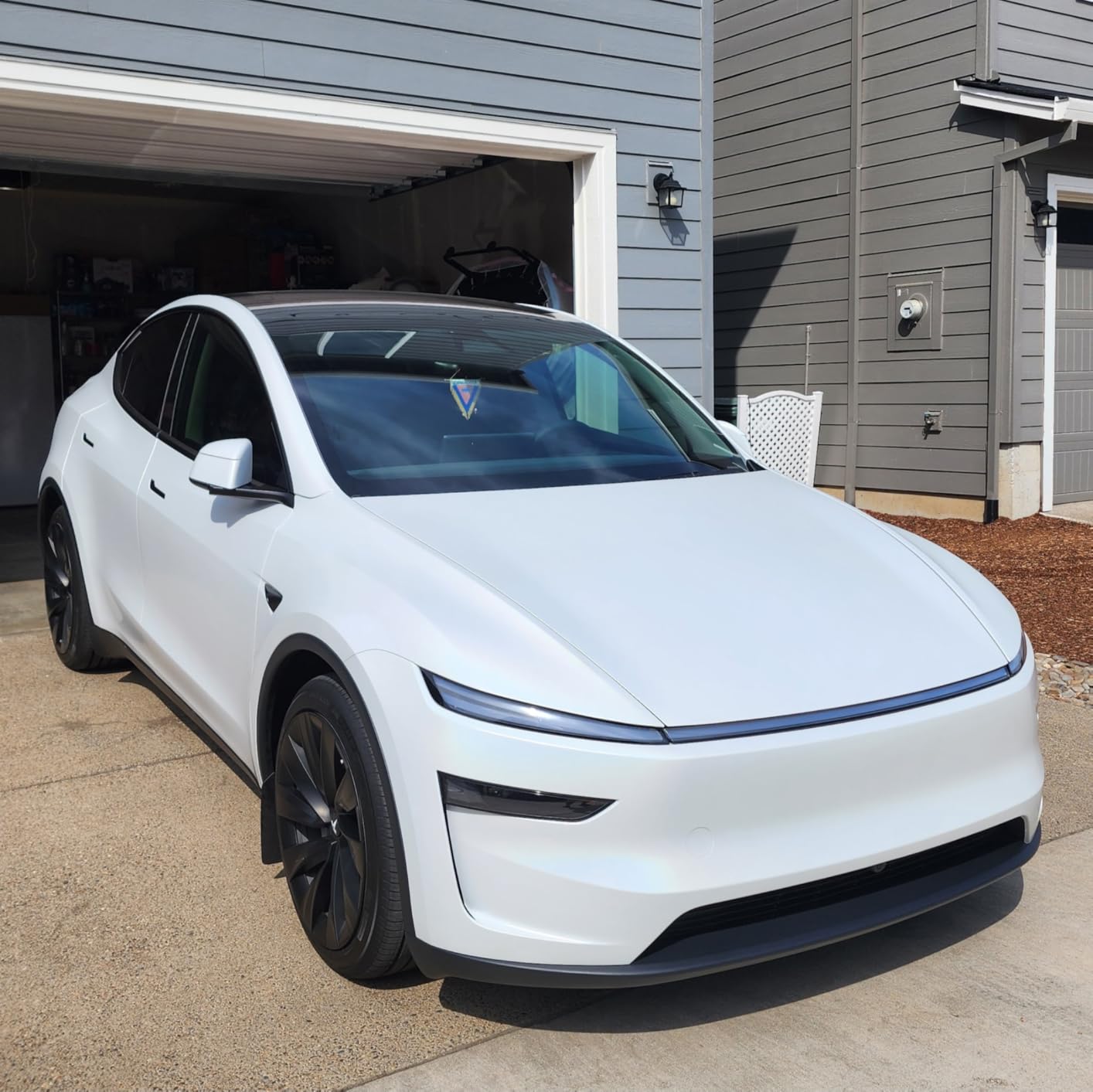 P & S PROFESSIONAL DETAIL PRODUCTS - Triple S - Wrap & PPF Installation Solution customer photo 1