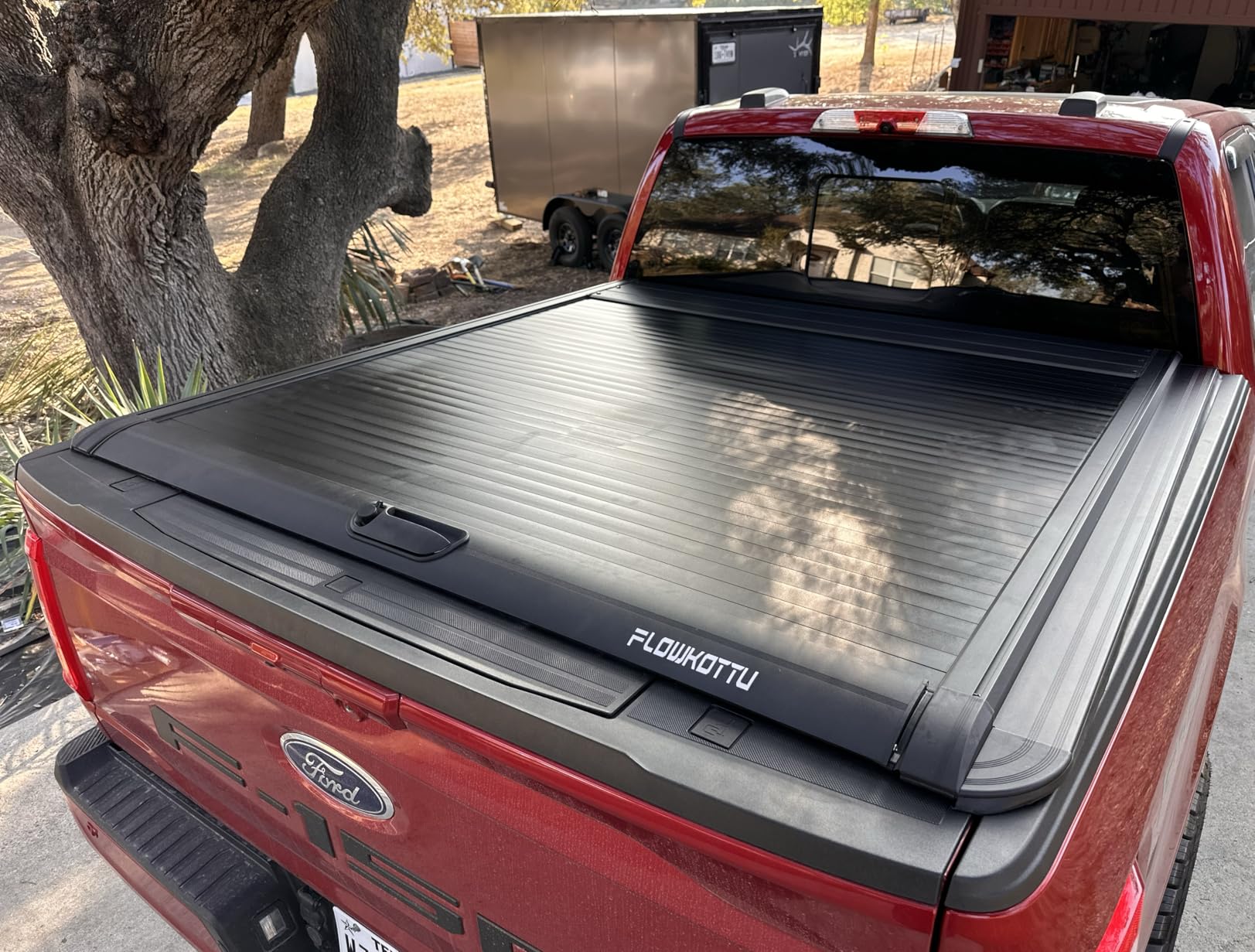 Retractable Hard Tonneau Cover Fits 2015-2026 Ford F-150 Truck Bed (Incl, Lightning/Raptor) (5.5 FT) customer photo 1