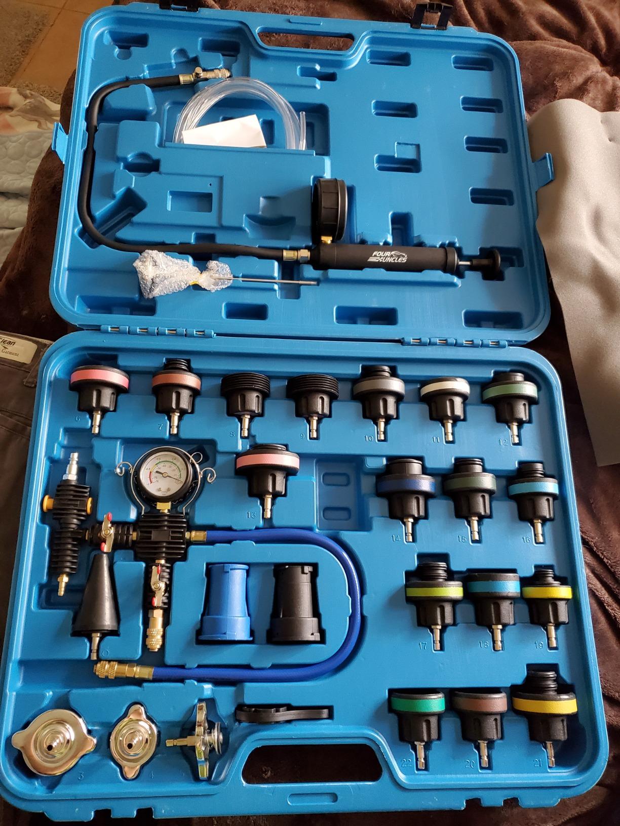 FOUR UNCLES Radiator & Coolant Pressure Tester and Vacuum Refill Kit - 28-Piece Universal Cooling System Leak Tester and Refiller customer photo 1