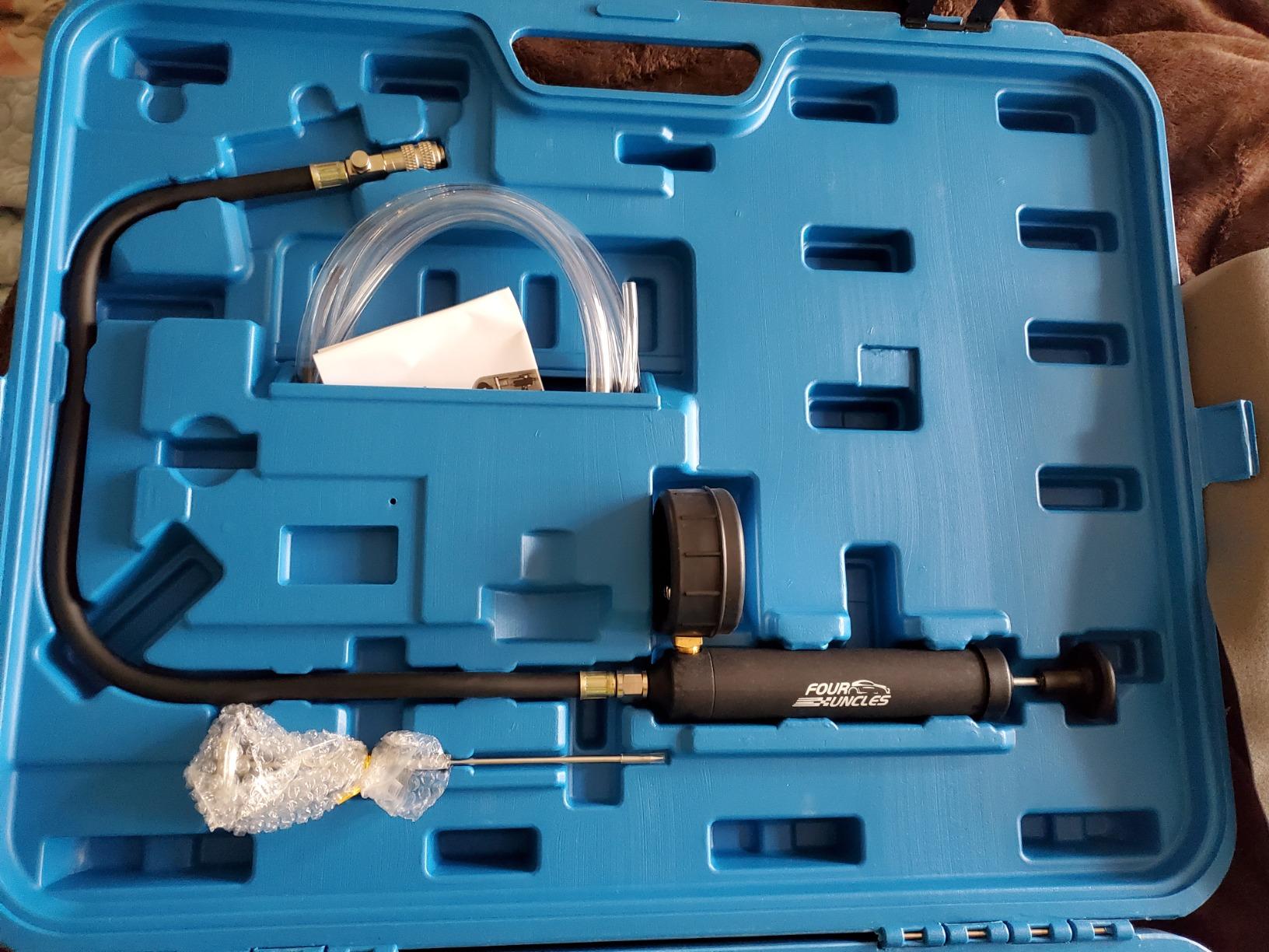 FOUR UNCLES Radiator & Coolant Pressure Tester and Vacuum Refill Kit - 28-Piece Universal Cooling System Leak Tester and Refiller customer photo 2