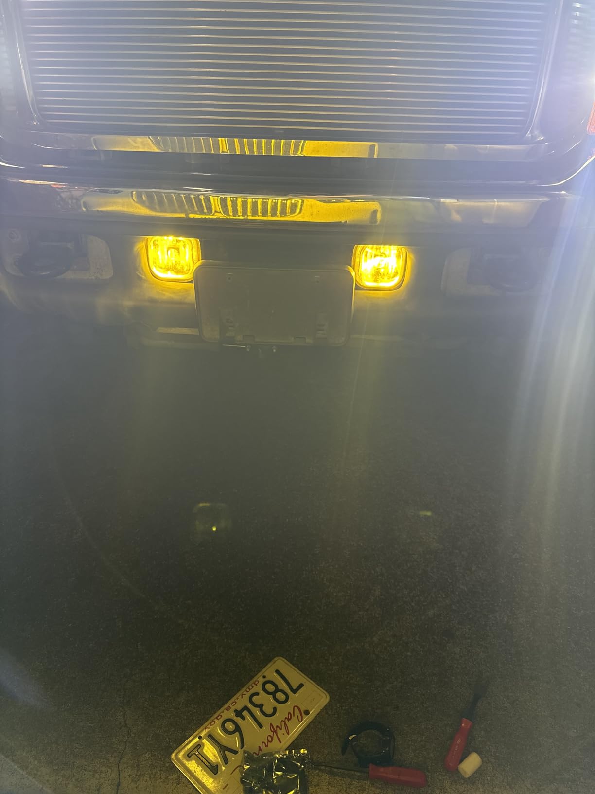 SEALIGHT 9145 H10 LED Fog Light Bulbs or DRL, 18000LM 800% Brightness 9140 H10 9145 LED Fog Lights LED Bulb for Car, 6500K Cool White 984 FT Strong Penetration, 60000 Hours Lifespan, Pack of 2 customer photo 1