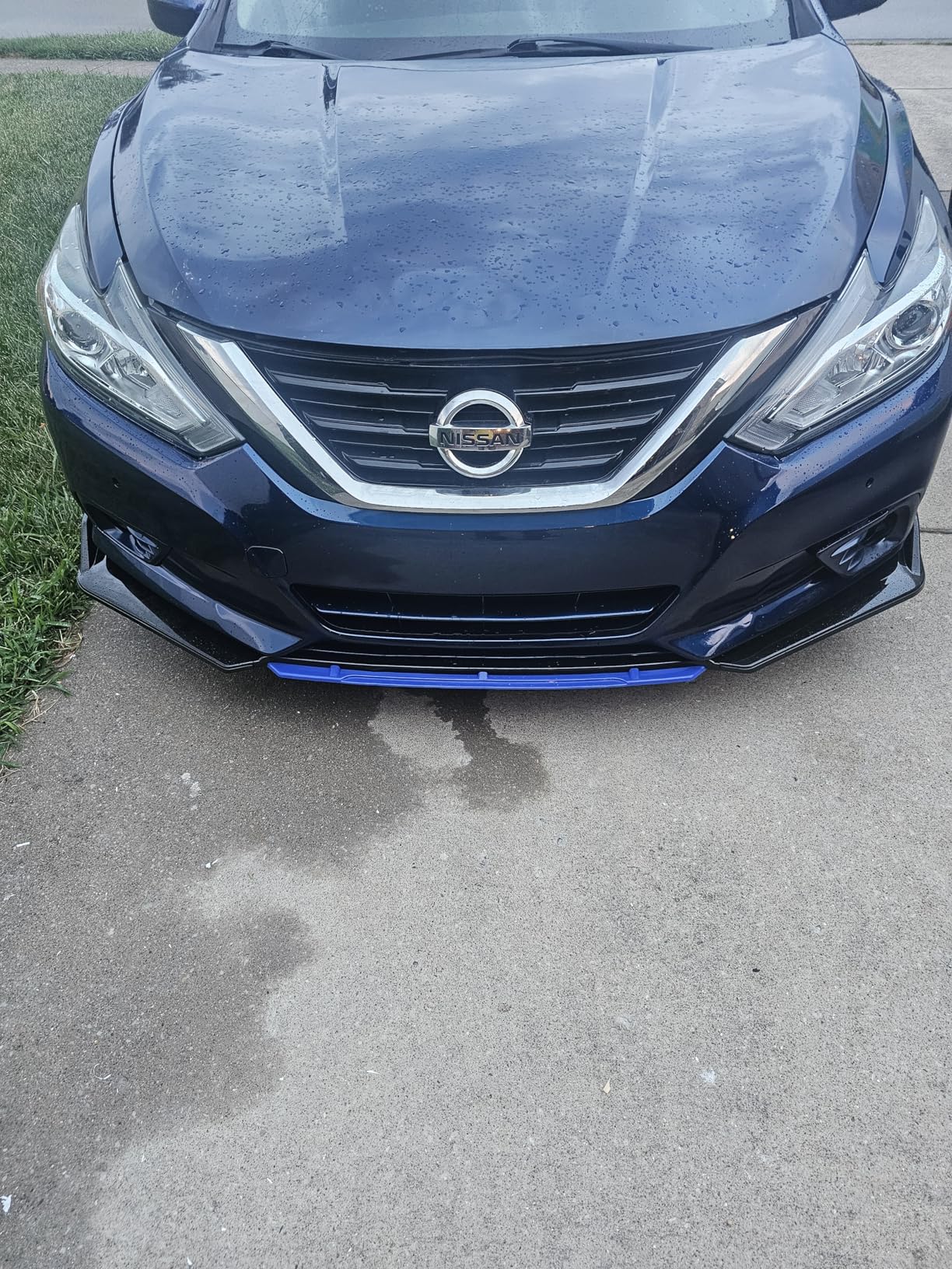 Universal Car 4 PCS Kit Front Bumper Lip Spoiler Splitter Front Bumper Lip Splitter Body Kit Compatible with Honda Civic Accord Toyota Corolla Hyundai Cadillac CTS Nissan Altima Ford Mazda customer photo 2