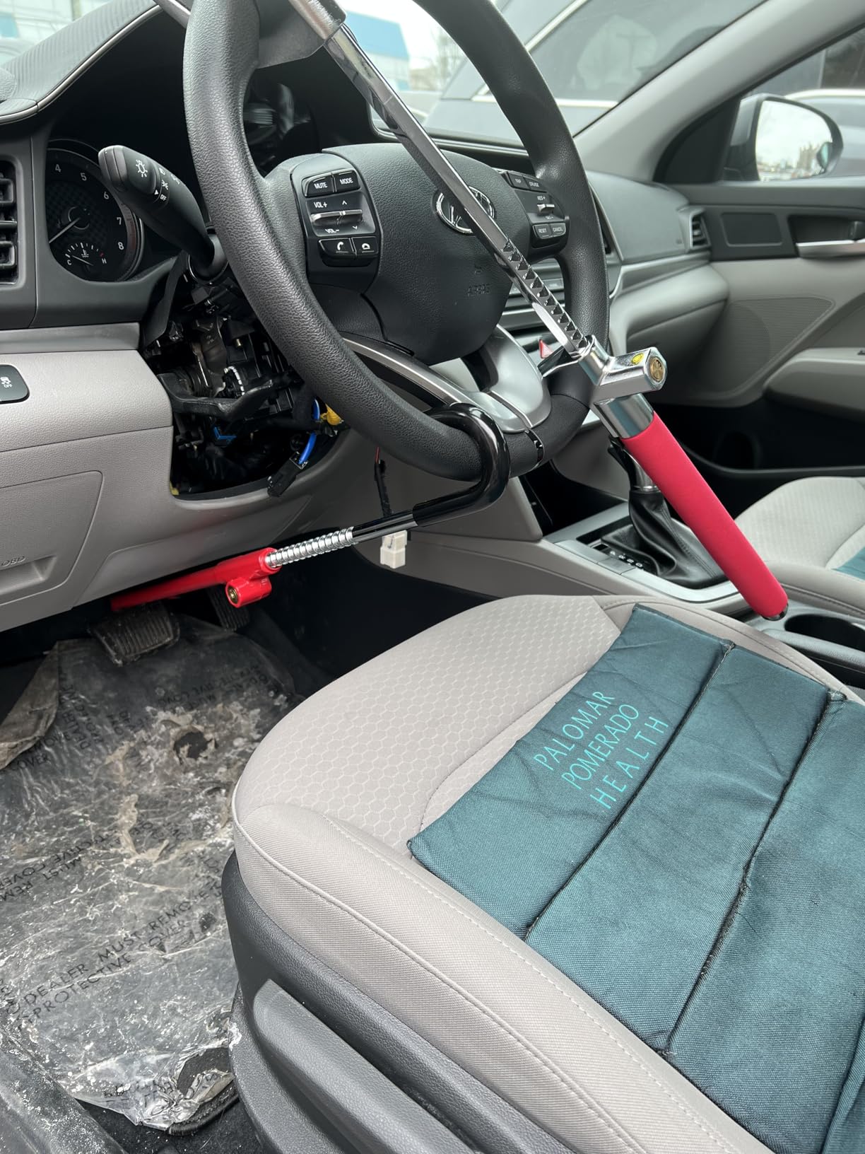 Steering Wheel Lock Anti-Theft Car Device, Dodomes Steering Wheel Pedal Brake Lock Retractable Hook Car Security Products Universal Fit Yellow customer photo 2