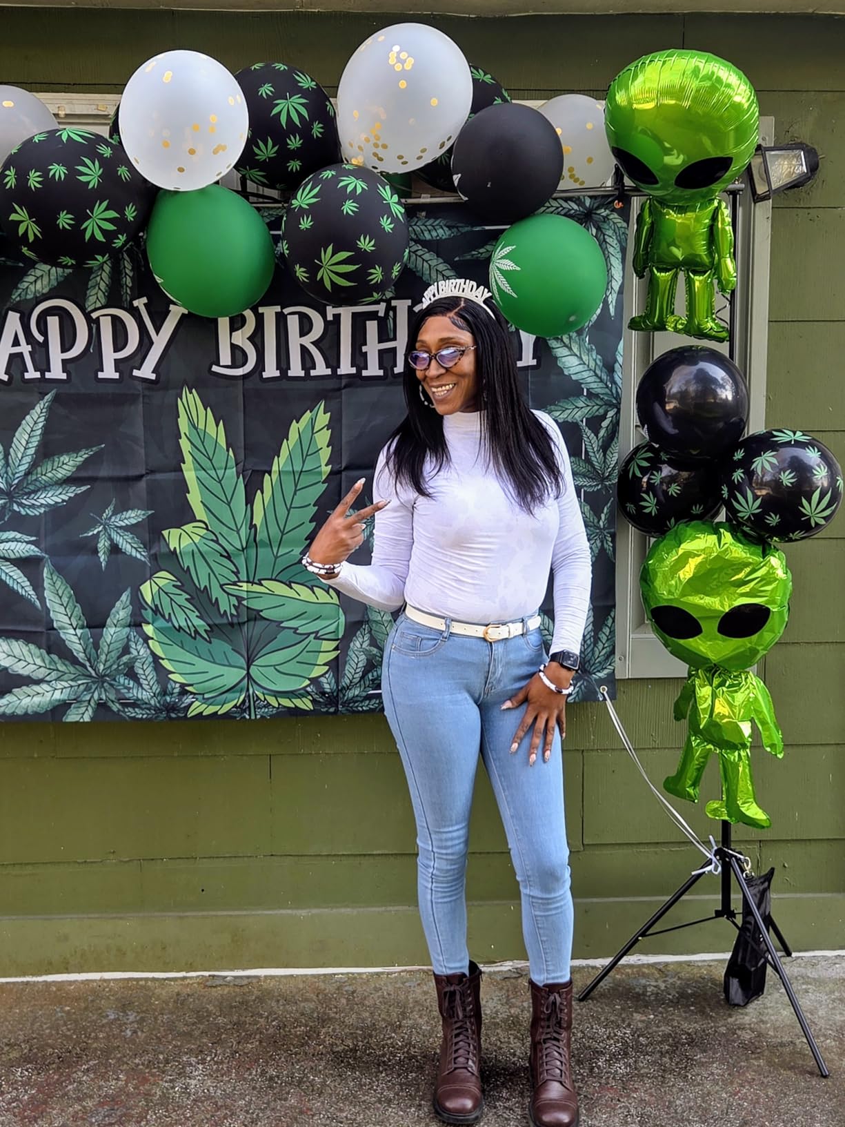 LINCO Backdrop Stand for Parties Kit 10x7 ft Adjustable Back Drop Photography Studio Photo Background Support System with Clamps, Sand Bag, Carrying Bag 4172 customer photo 2