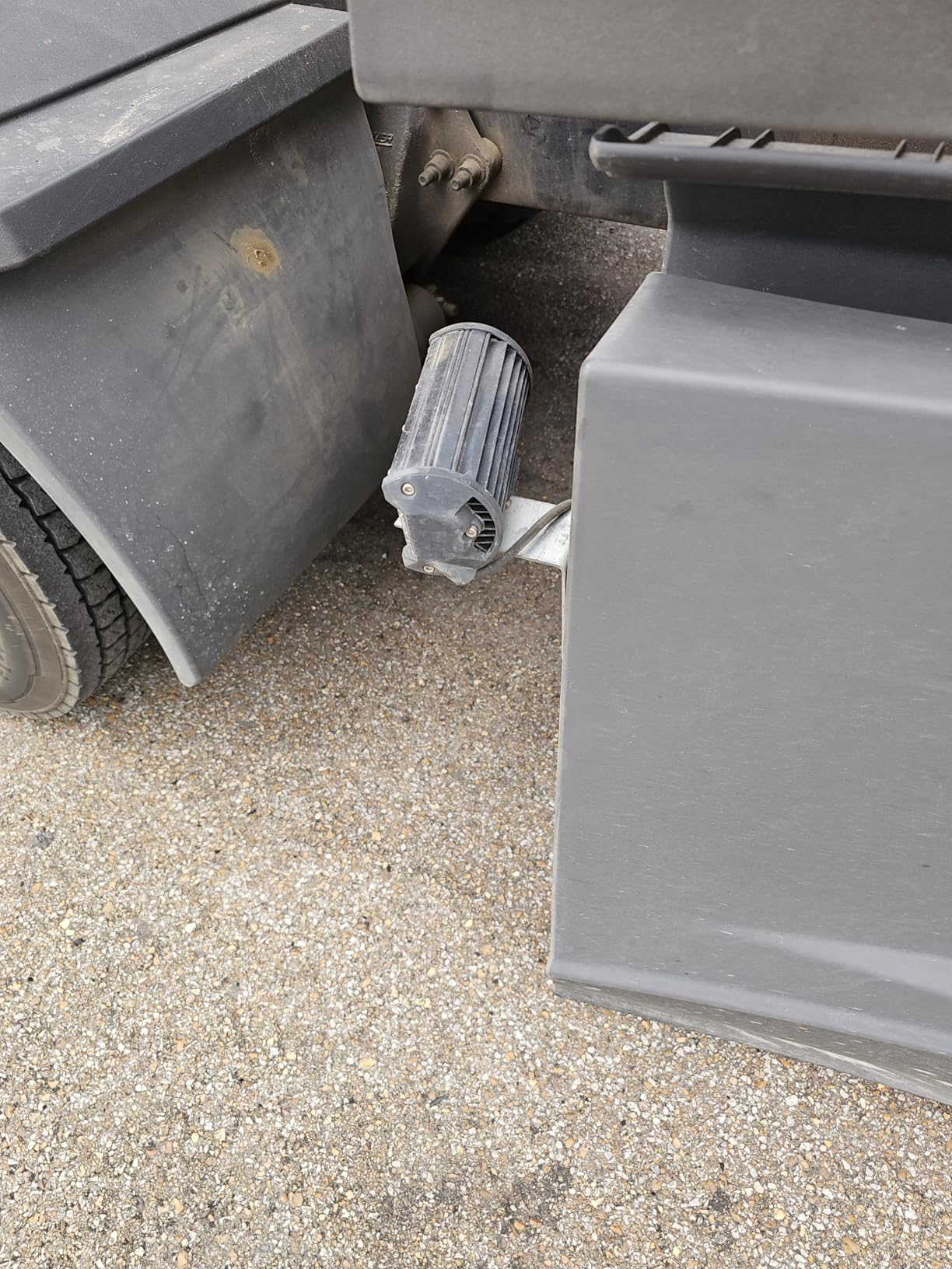 NAOEVO 7 Inch LED Light Bar, 480W 48,000LM LED Offroad Fog/Driving Lights with Spot Flood Combo Beam, Work for Truck Boat ATV UTV customer photo 2