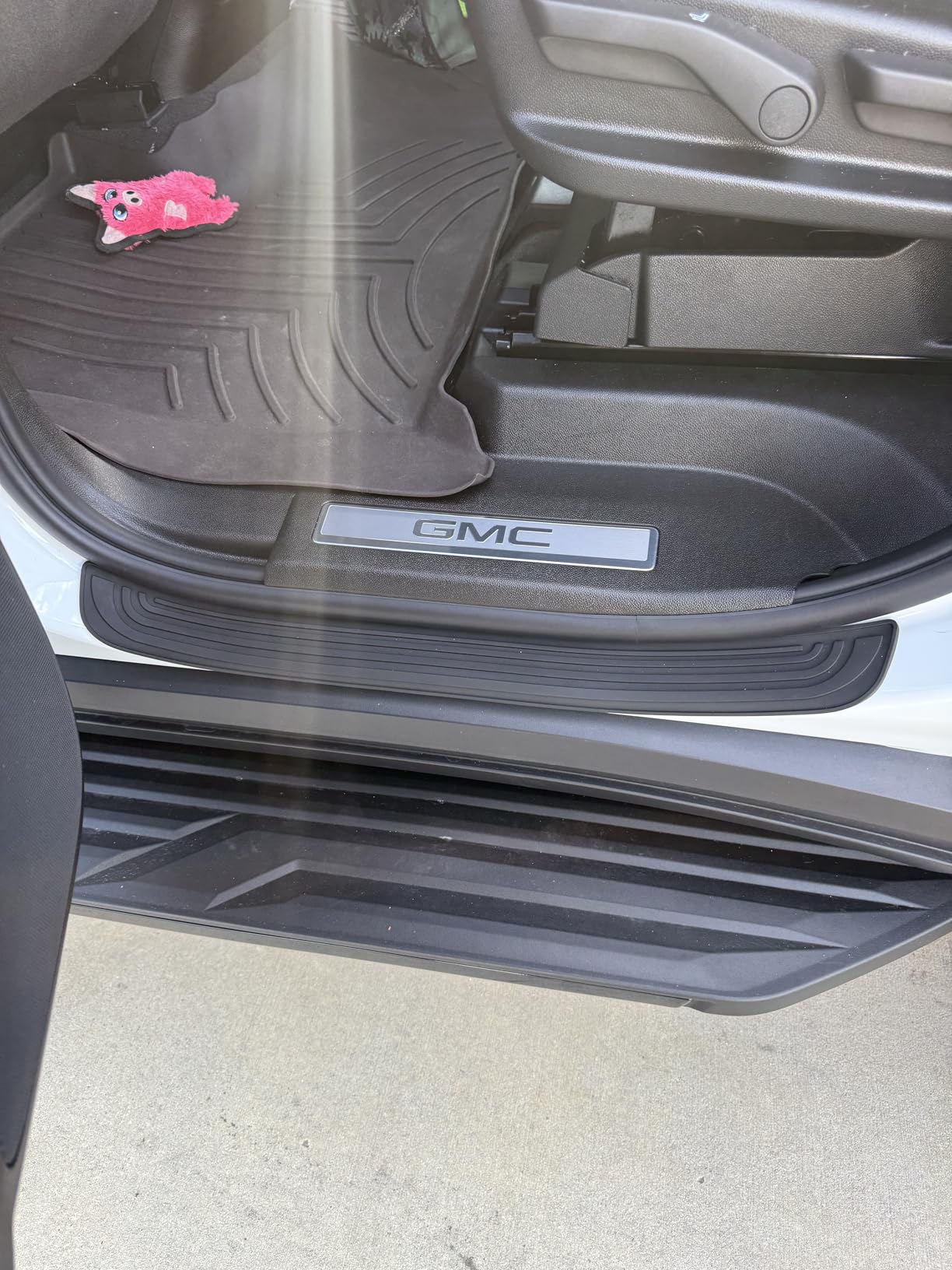 SINGARO Car Door Threshold Protection, 4PCS Door Edge Step Dust Shield Cover, Door Width 23.6x2.36inch Car/SUV Universal Rubber Scratch Resistant Exterior Accessories (Black) customer photo 1