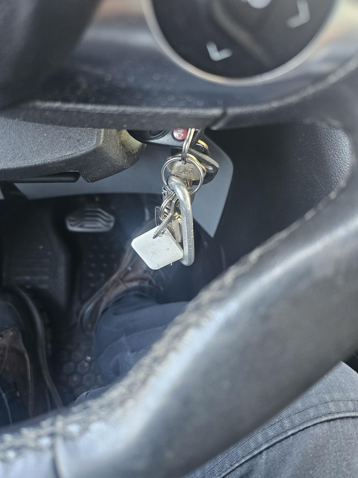 CHADWICK Car Immobilizer Anti-Theft Alarm System, M506 Wireless Engine Lock, Auto Anti-Robbery Device, Intelligent Circuit Cut Off Tool, Universal 12V Car Alarm + 2 Remotes, for Car, Motorcycle customer photo 1