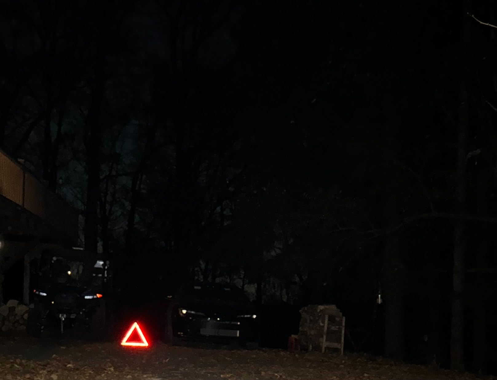 3 Pack Foldable Warning Reflective Triangles with Carrying Case, Heavy Base Roadside Triangles for Vehicles Breakdown, Safety Reflector DOT Approved(Sand Filled) customer photo 2