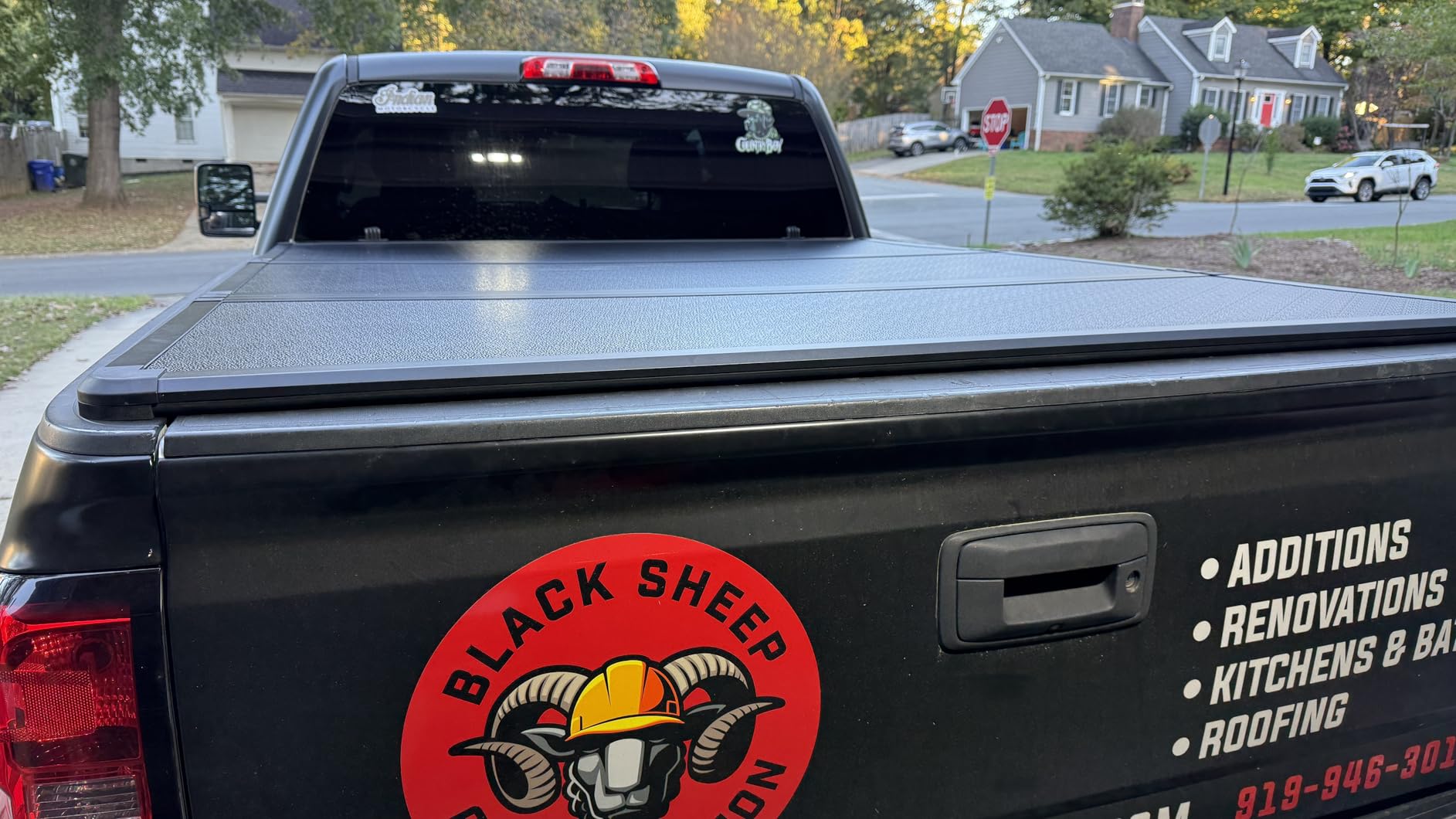 Hard Folding Truck Bed Tonneau Cover Compatiable with Chevy Silverado & GMC Sierra 1500(2007-2026) 5.8 FT Short Box(NO CarbonPro Bed), Tri Fold Style customer photo 2