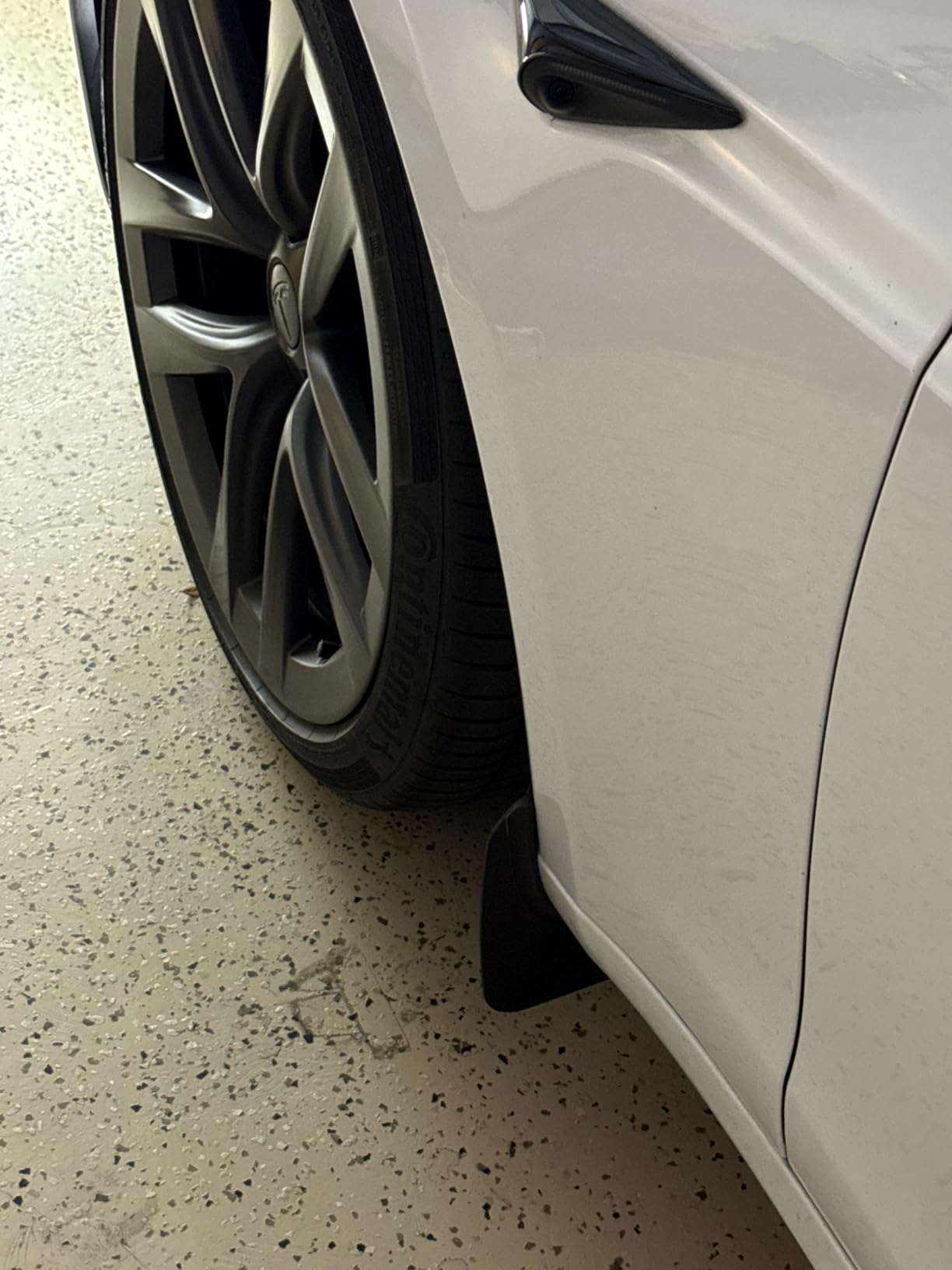 Motrobe Tesla Model S 2021-2026 Model S Plaid 2021-2025 Mud Flaps Splash Guards [No Drilling No Tape] TPE Mudguards All Weather Mudflaps Fender Protector Model S Exterior Accessories Set of 4 customer photo 1