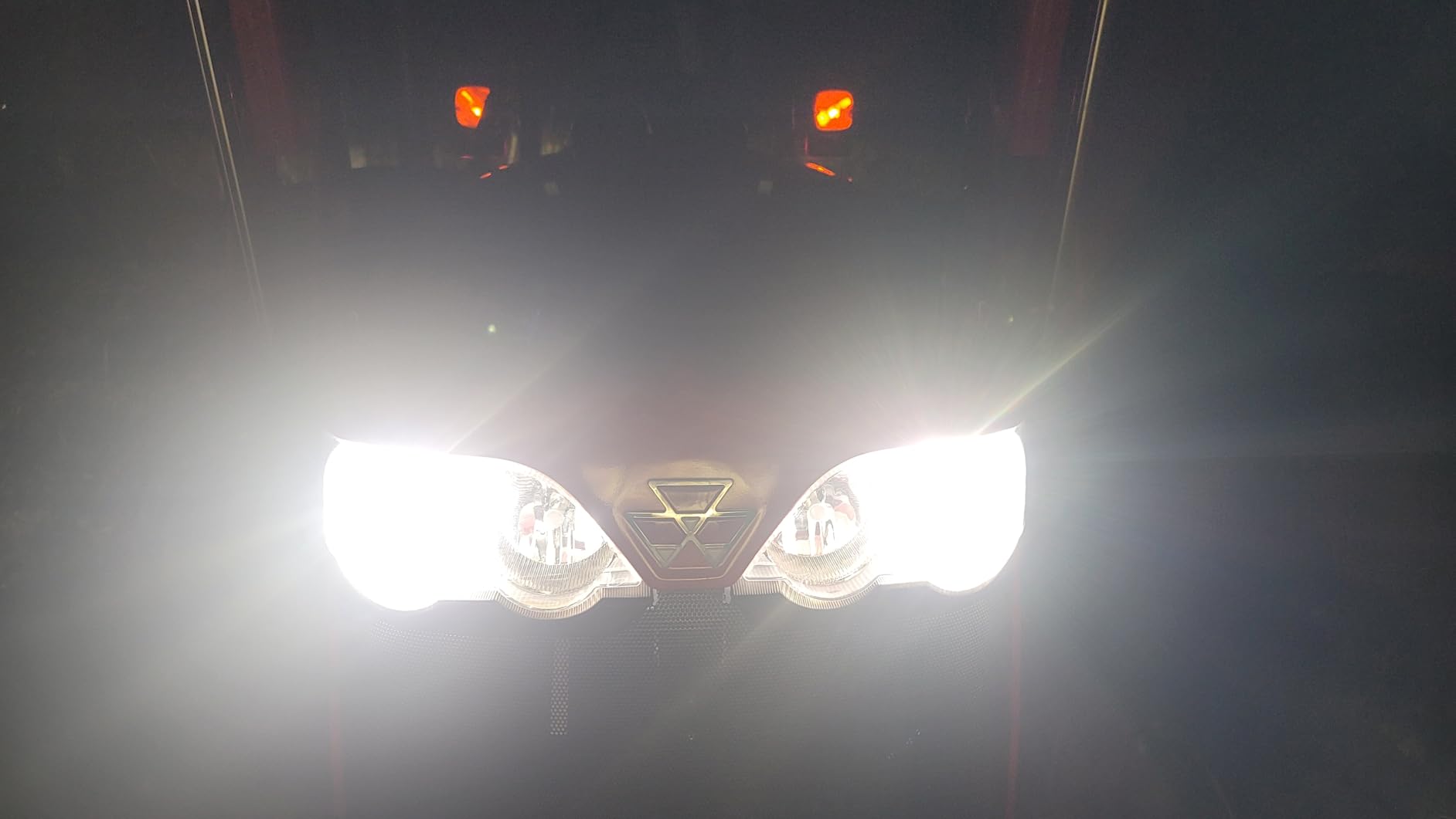 SEALIGHT 7443 7440 LED Bulb Switchback Dual Color (White/Amber), 7444 T20 LED Light With Turbo Fan, Amber For Turn Signal Blinker,White For Daytime Running Light, Anti Hyper Flash (Pack of 2) customer photo 1