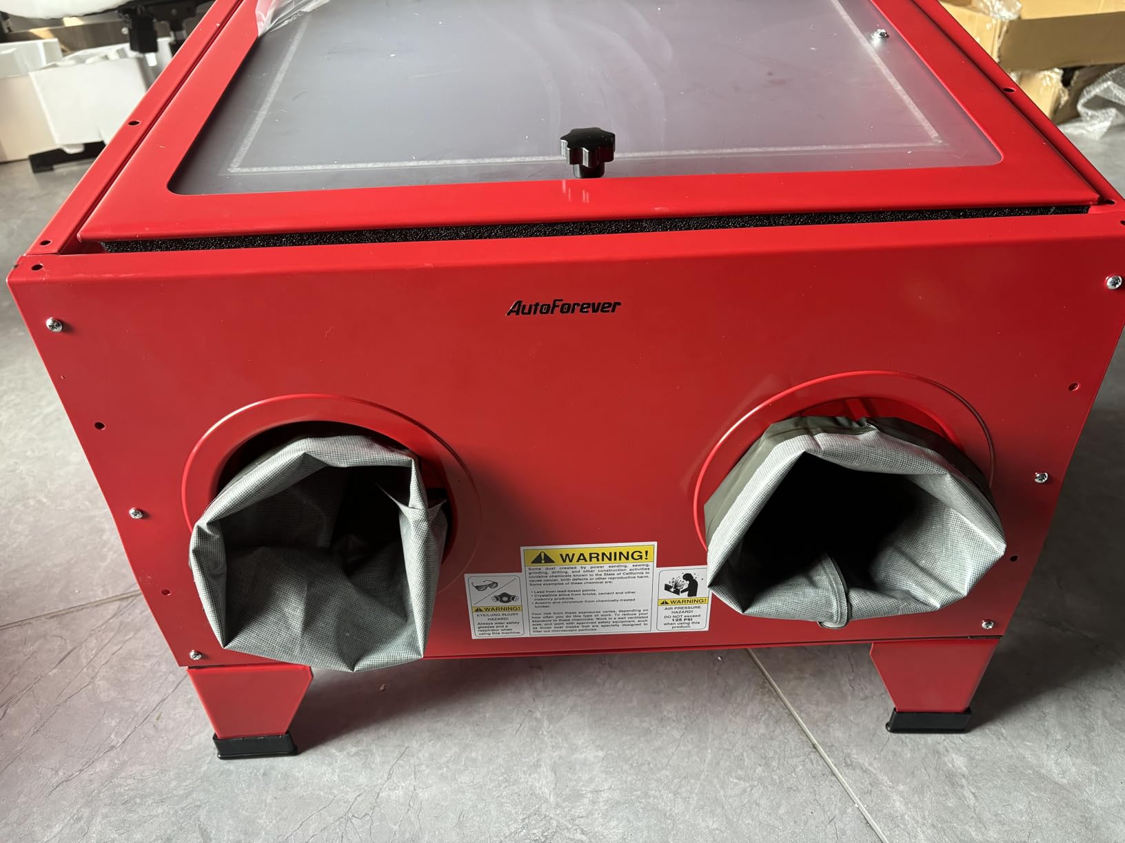 AutoForever 25 Gallon Air Sandblasting Cabinet,40-80 PSI Power Air Sand Blasting Cabinet,Heavy Duty Steel Sandblasting with Spray Gun & 4 Nozzle Bench Top Cabinet for Rust Removal,Stain,Paint customer photo 1