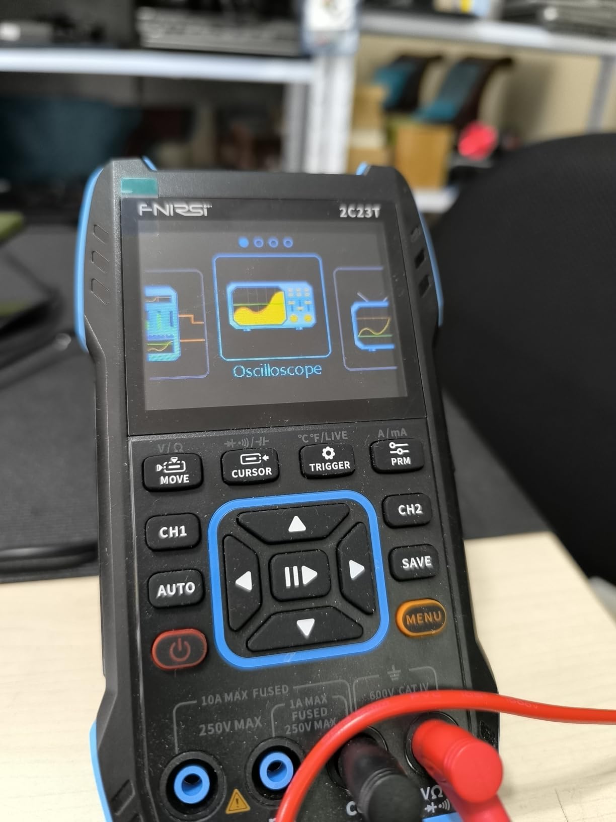 FNIRSI 2C23T 3 in 1 Handheld Oscilloscope Multimeter DDS Generator, 2 Channels, 10MHz Bandwidth, 50MSa/s Sampling Rate customer photo 2