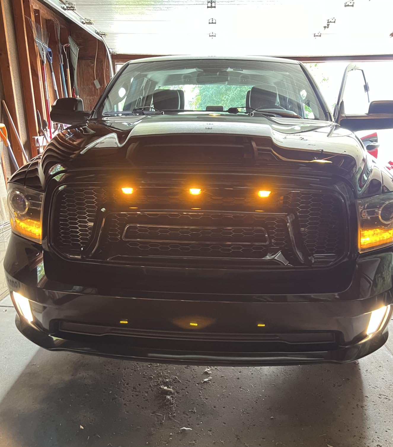 AMERICAN MODIFIED Front Grille Compatible with 2013-2018 Dodge Ram 1500, Replacement Grill w/Off-Road Lights, Matte Black customer photo 2
