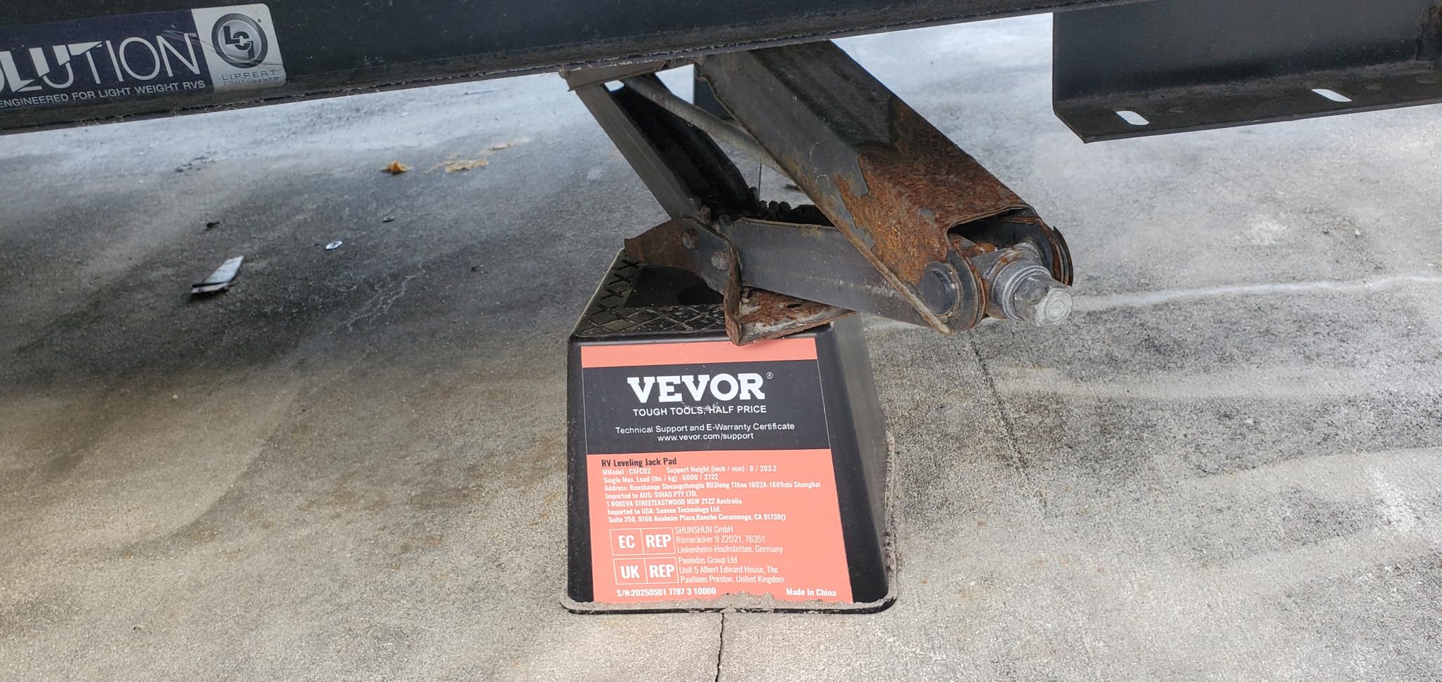 VEVOR Trailer Jack Block, 6000 lbs Capacity per RV Leveling Block, Polypropylene RV Camper Stabilizer Blocks, RV Travel Accessories Use for Any Tongue Jack, Post, Foot, 5th Wheels, 4-Pack customer photo 1