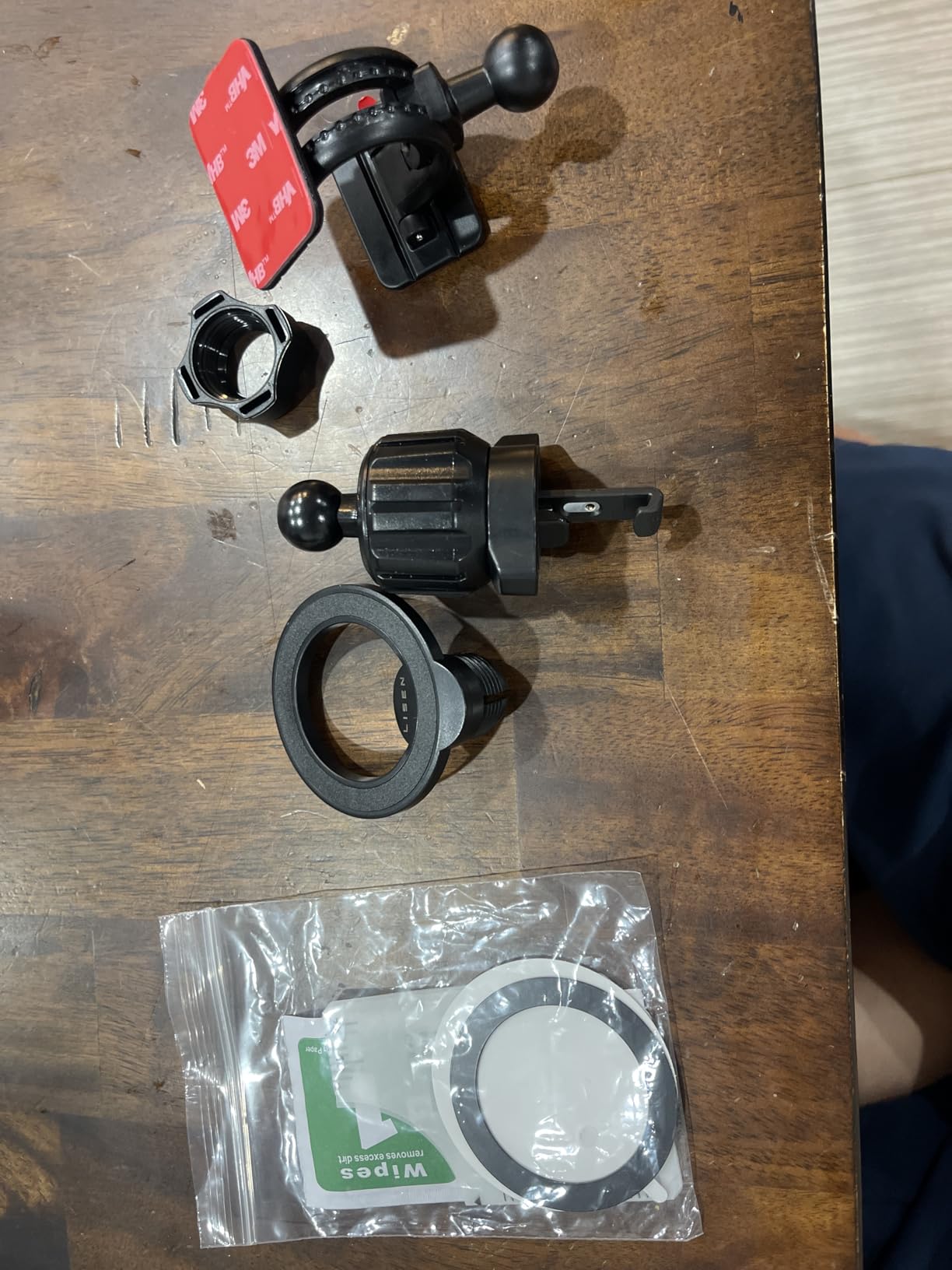 LISEN for MagSafe Car Mount [2026 Super Strong Magnets] Magnetic Phone Holder for Your Car [Vent&Dash] Magnet Cell Phone Holder Mount Cradle Car Accessories for Men Women fit iPhone 17-12 Series Kits customer photo 2