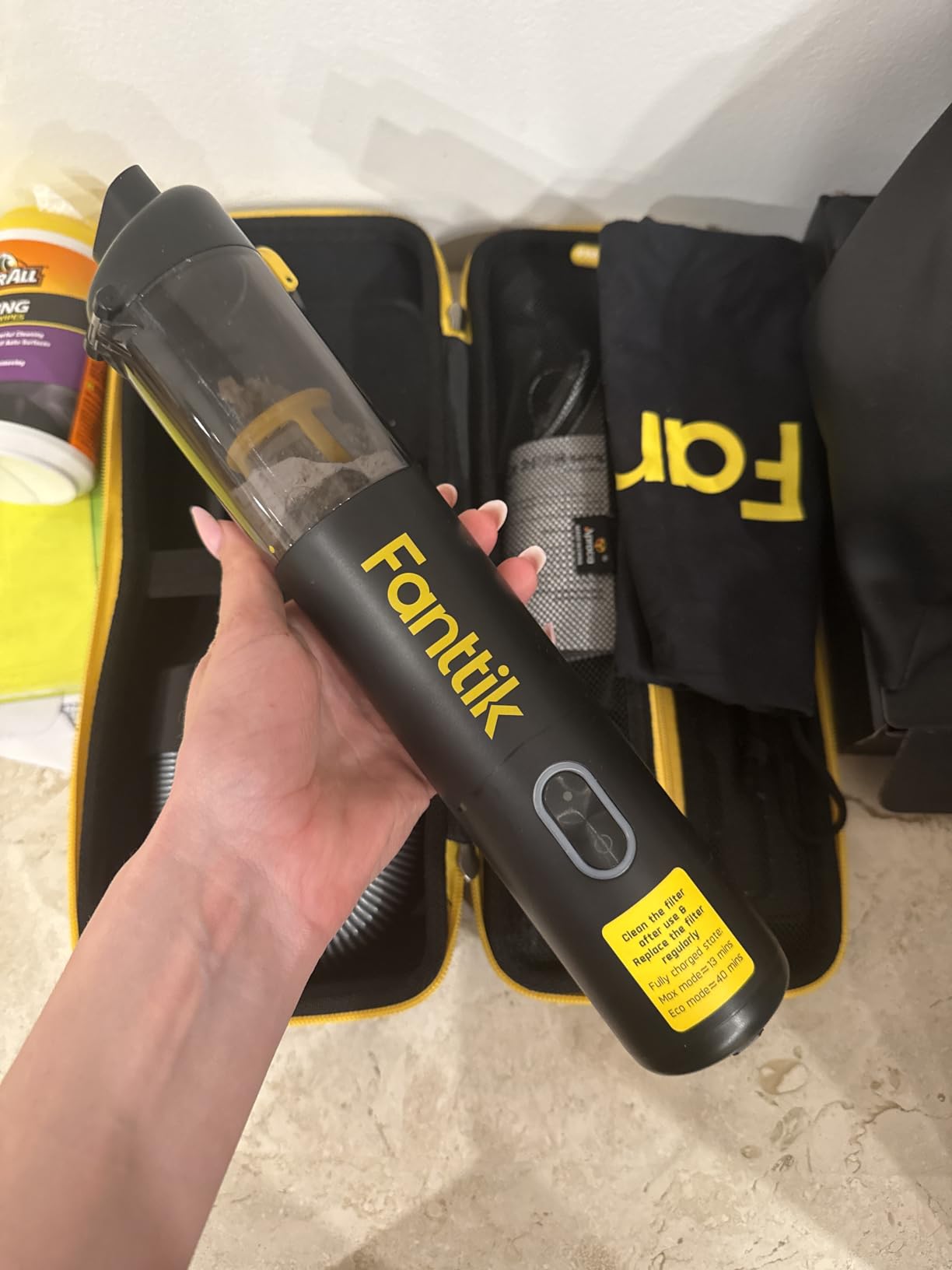 Fanttik Slim V8 APEX Car Vacuum, 4-in-1 Portable Mini Cordless Vacuum with 19000pa Suction Power, Type-C Charge, 2 Suction Modes, Handheld Vacuum for Small Jobs, Car, Office Desk, Keyboards (Black) customer photo 1